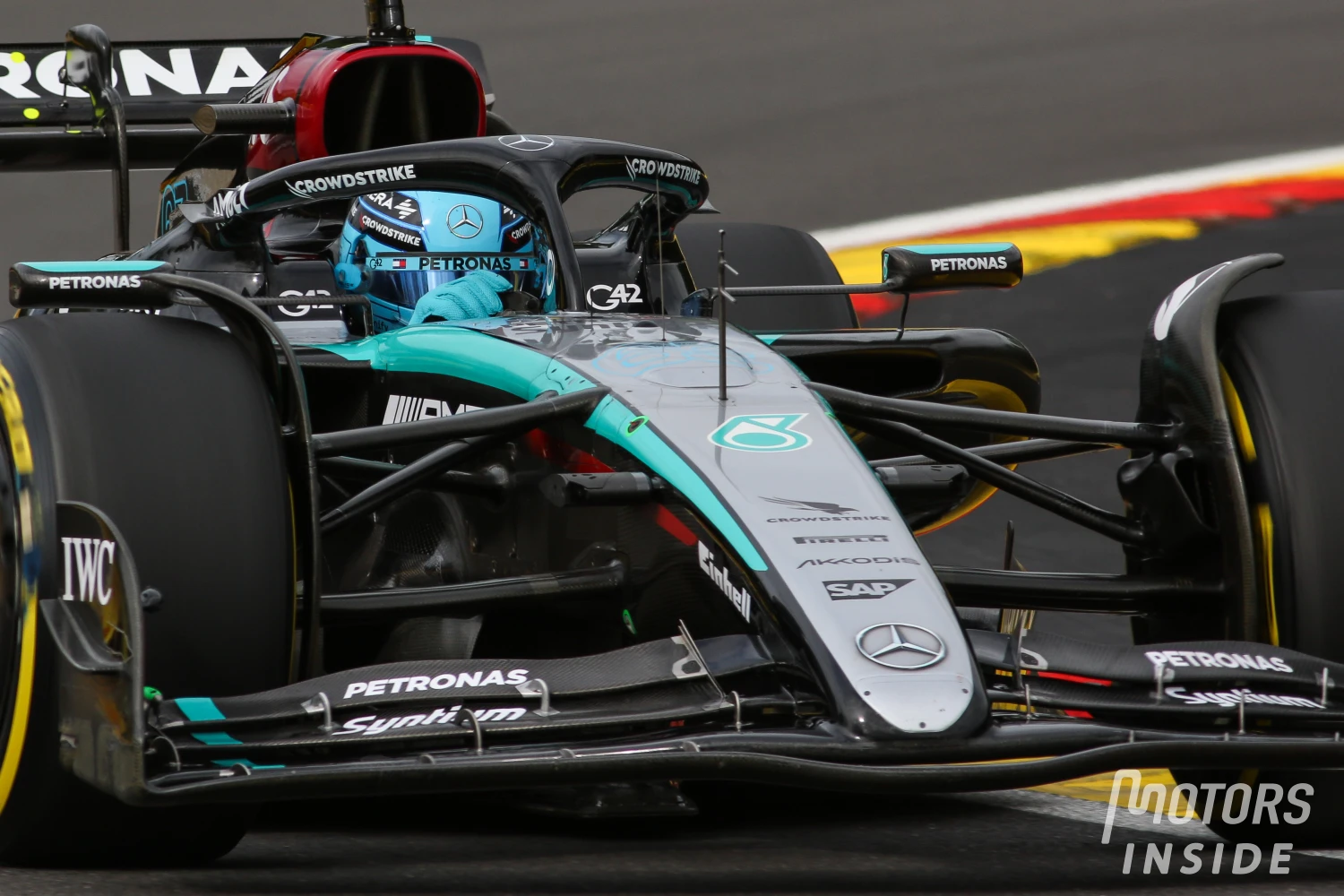 Azerbaijan Grand Prix – Free Practice 3: Russell dominates, Alpine struggles, and Albon shines