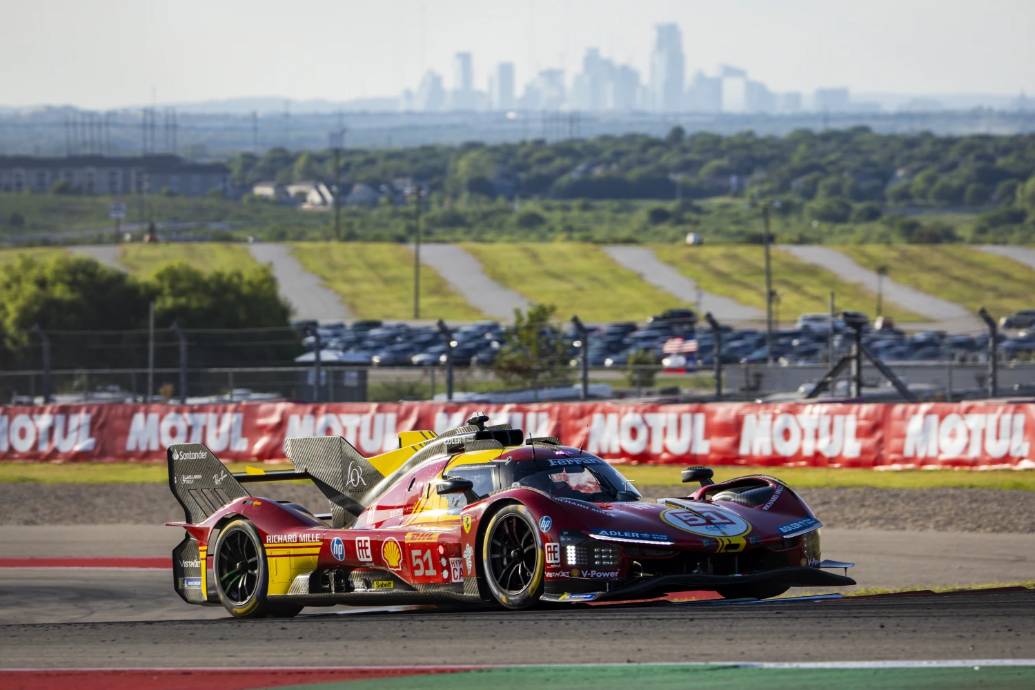Lone Star Le Mans – Free practice: Porsche and Ferrari go head to head