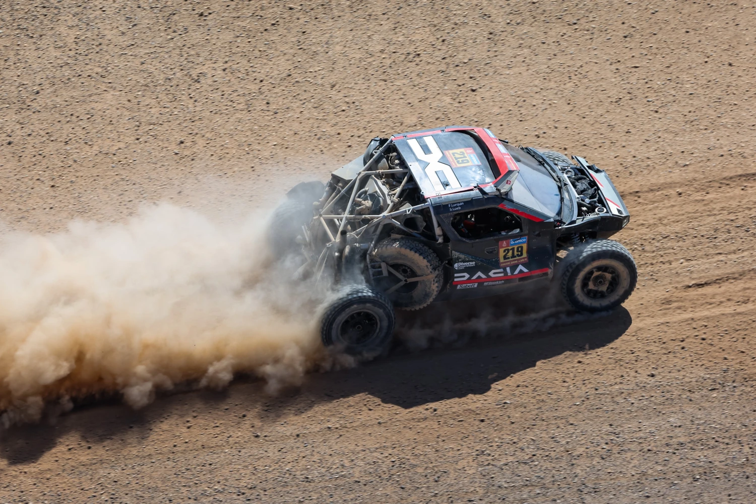 Dakar 2025 – Stage 3: Saood Variawa makes history, Sébastien Loeb forced to withdraw