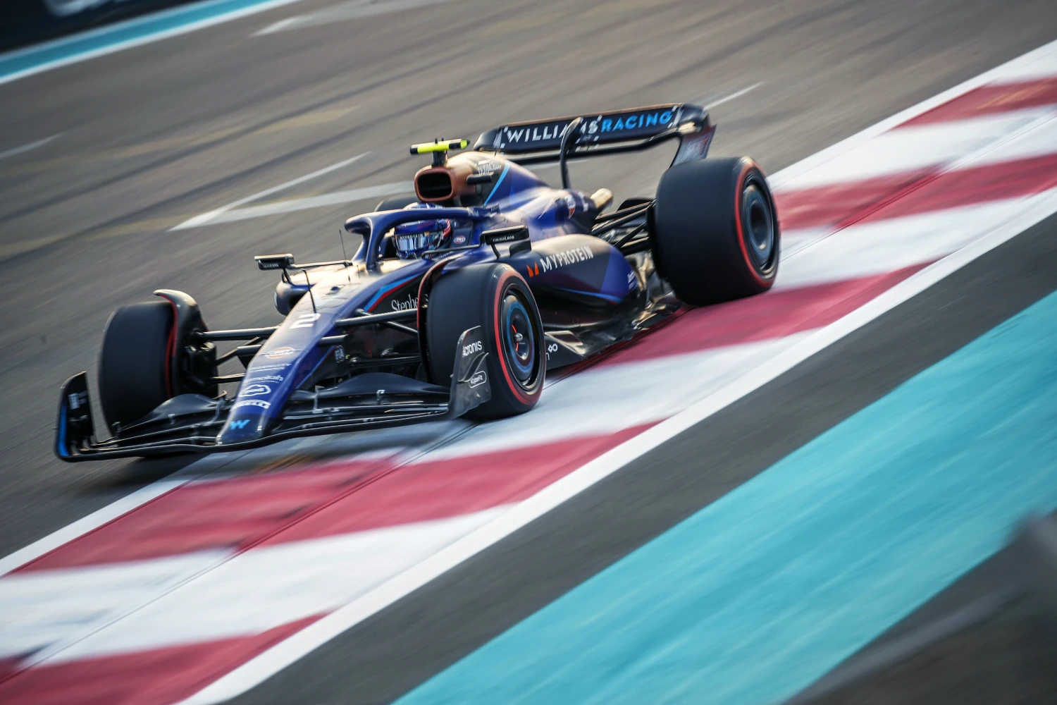 Williams drivers on track in Barcelona