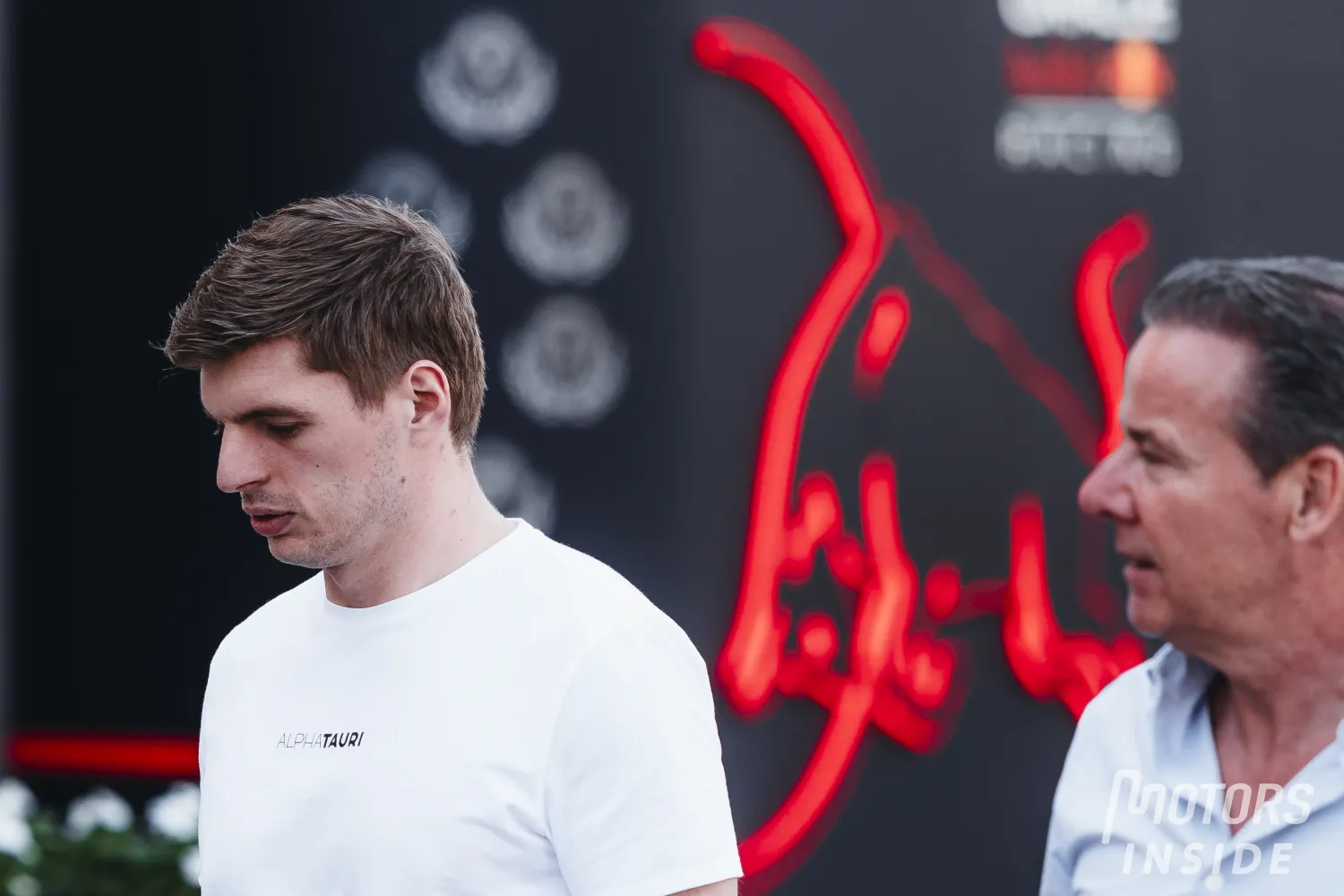 Verstappen concerned about tire degradation in Bahrain