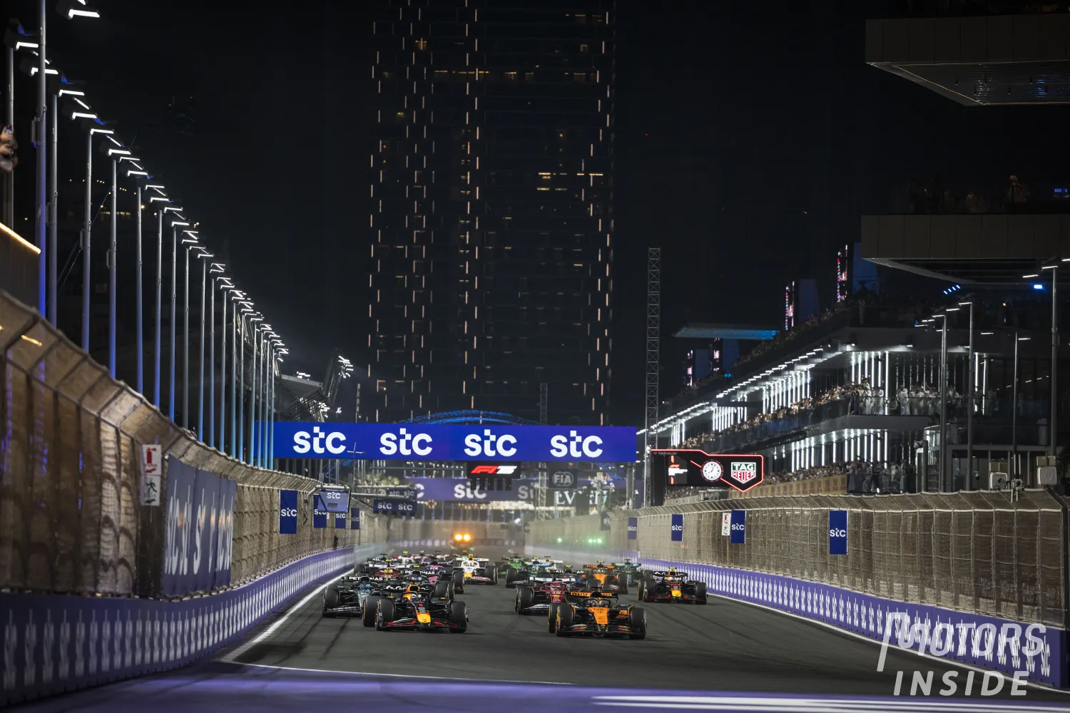 Verstappen on his penalty: « A waste of time talking about it »