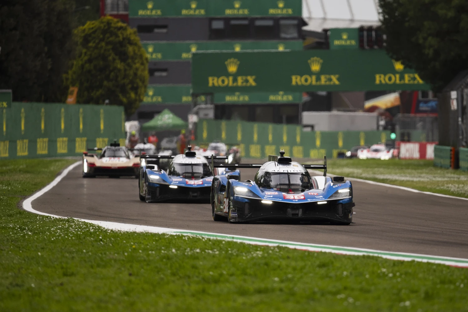 6 Heures d’Imola – H+3: French forces wake up