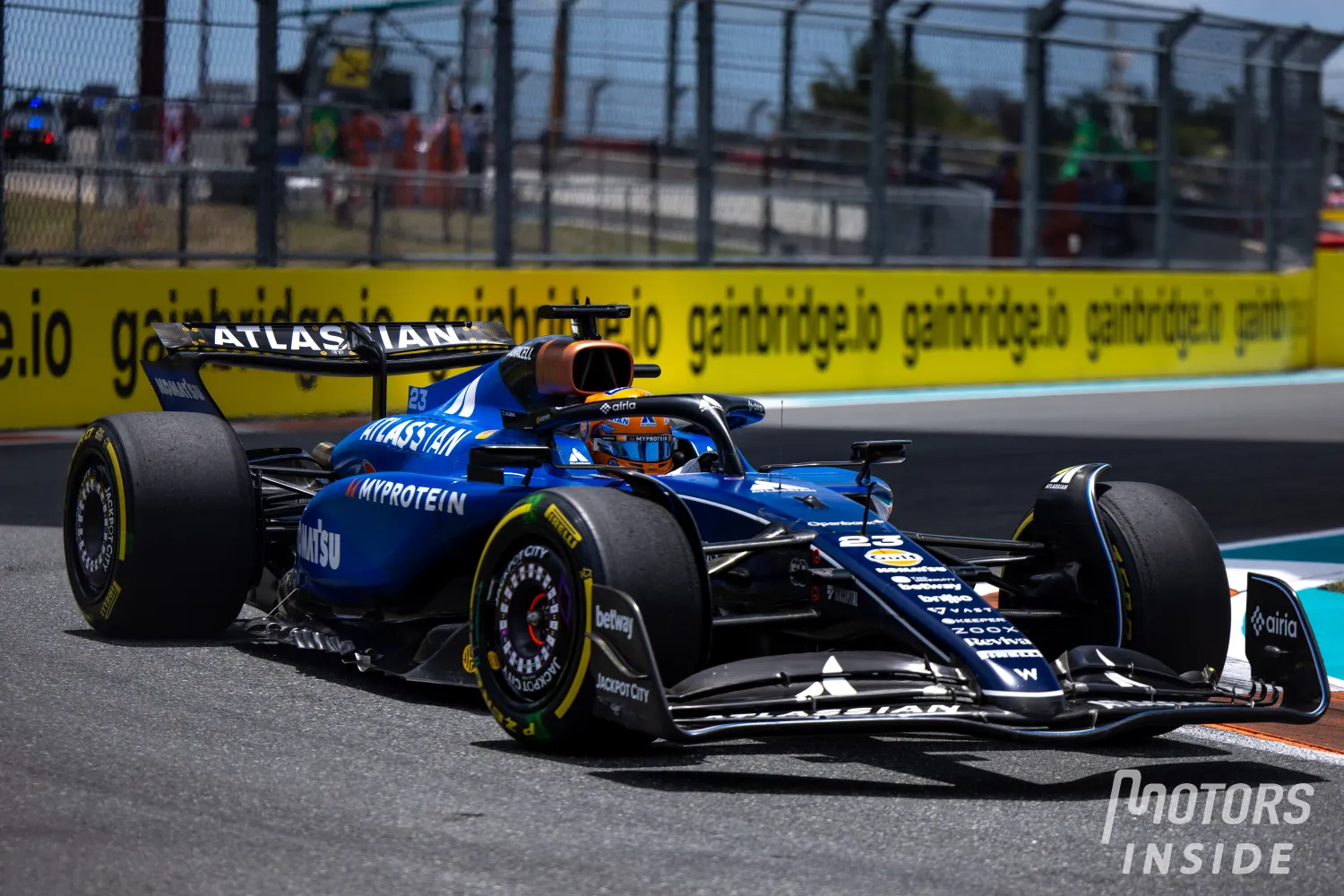 Williams aims for big points in Miami