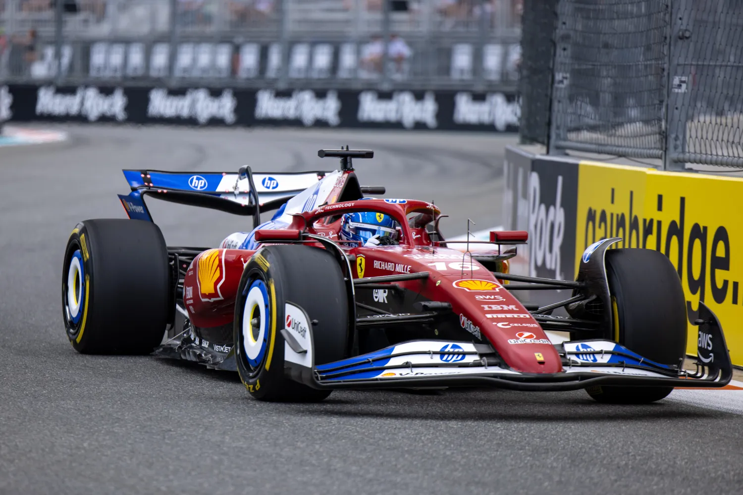 Charles Leclerc destroys his Ferrari at the grid start