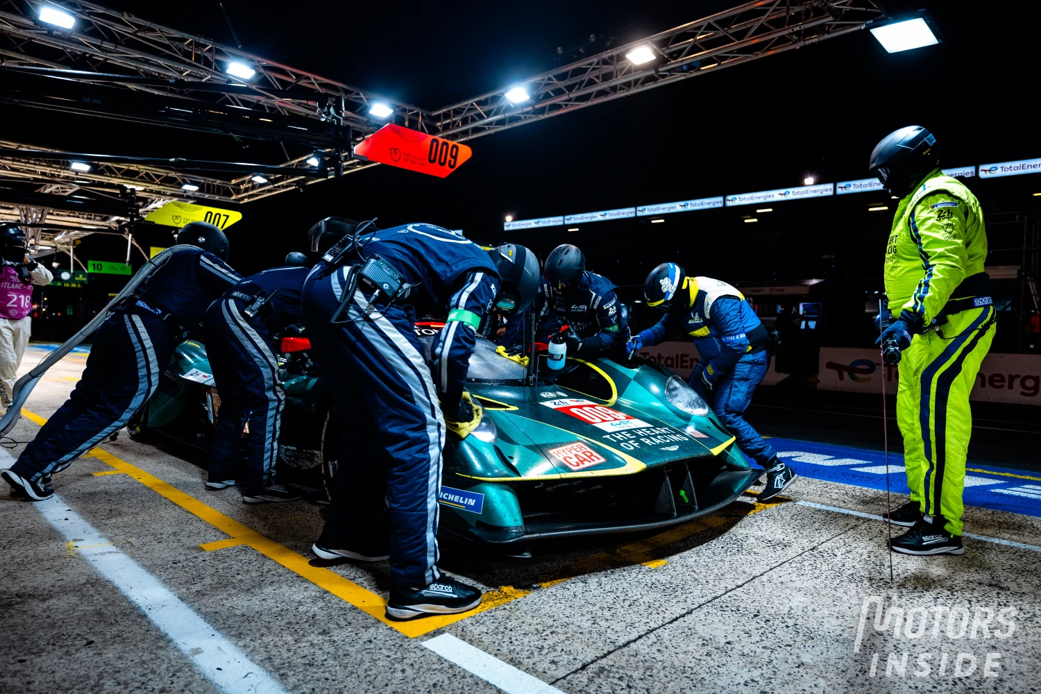24 Hours of Le Mans – Race H + 12: A solid race from Aston Martin, Porsche and Ferrari take turns in the lead