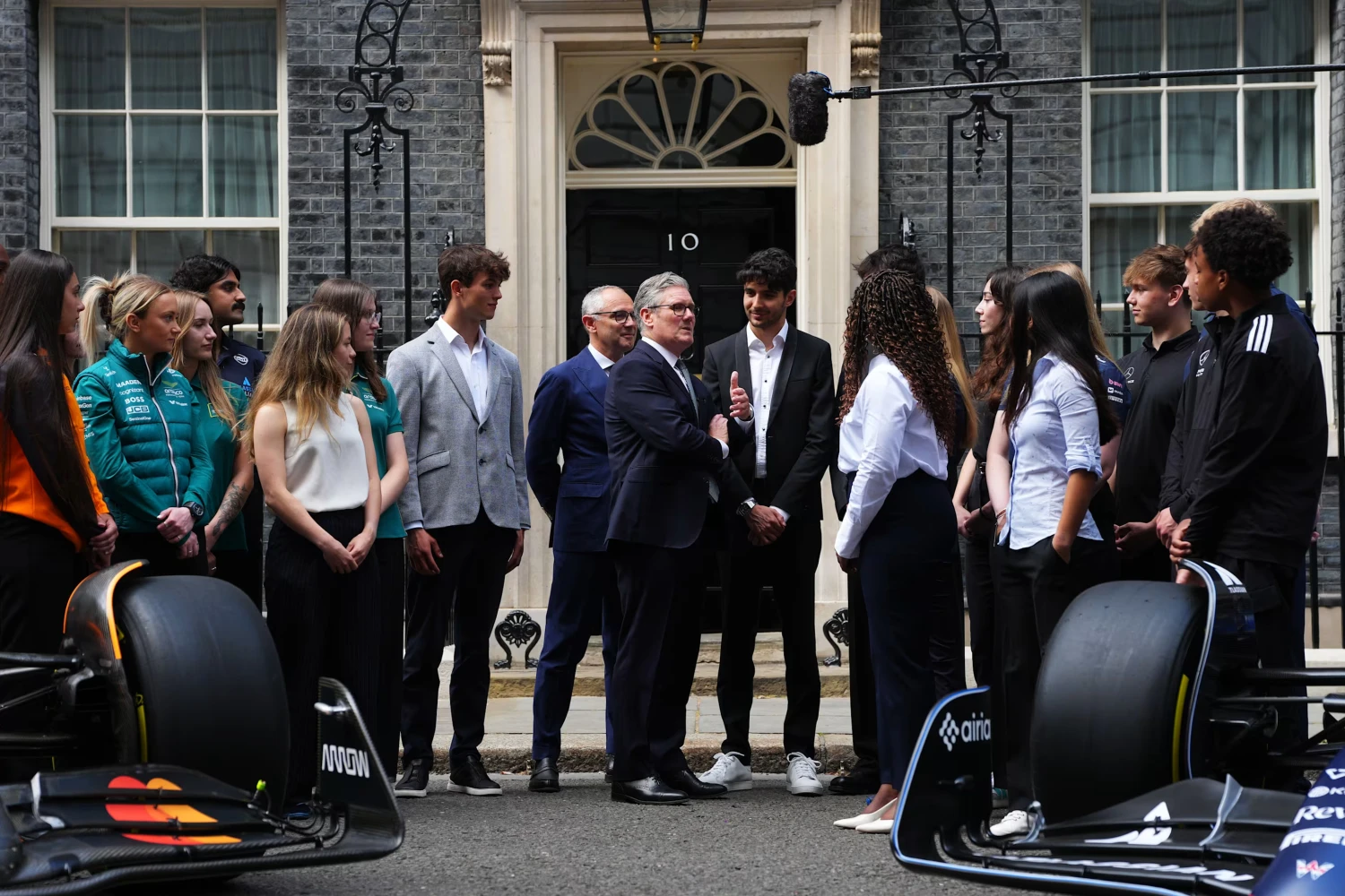 The British Prime Minister welcomes F1 to Downing Street for its 75th anniversary
