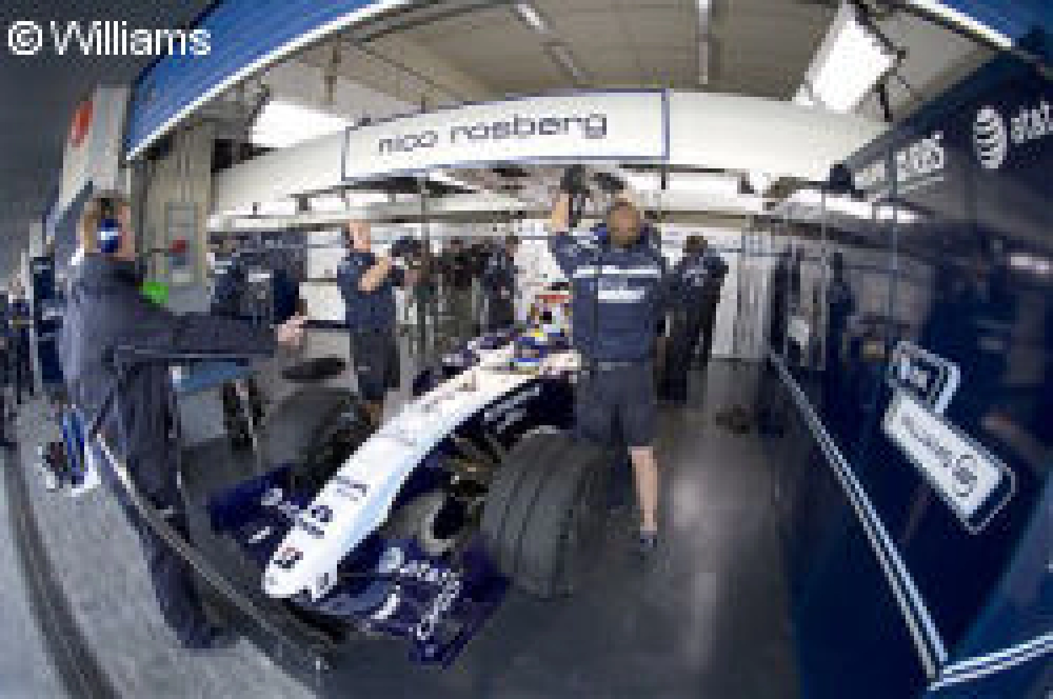 Nakajima remplace Wurz pour le Brésil