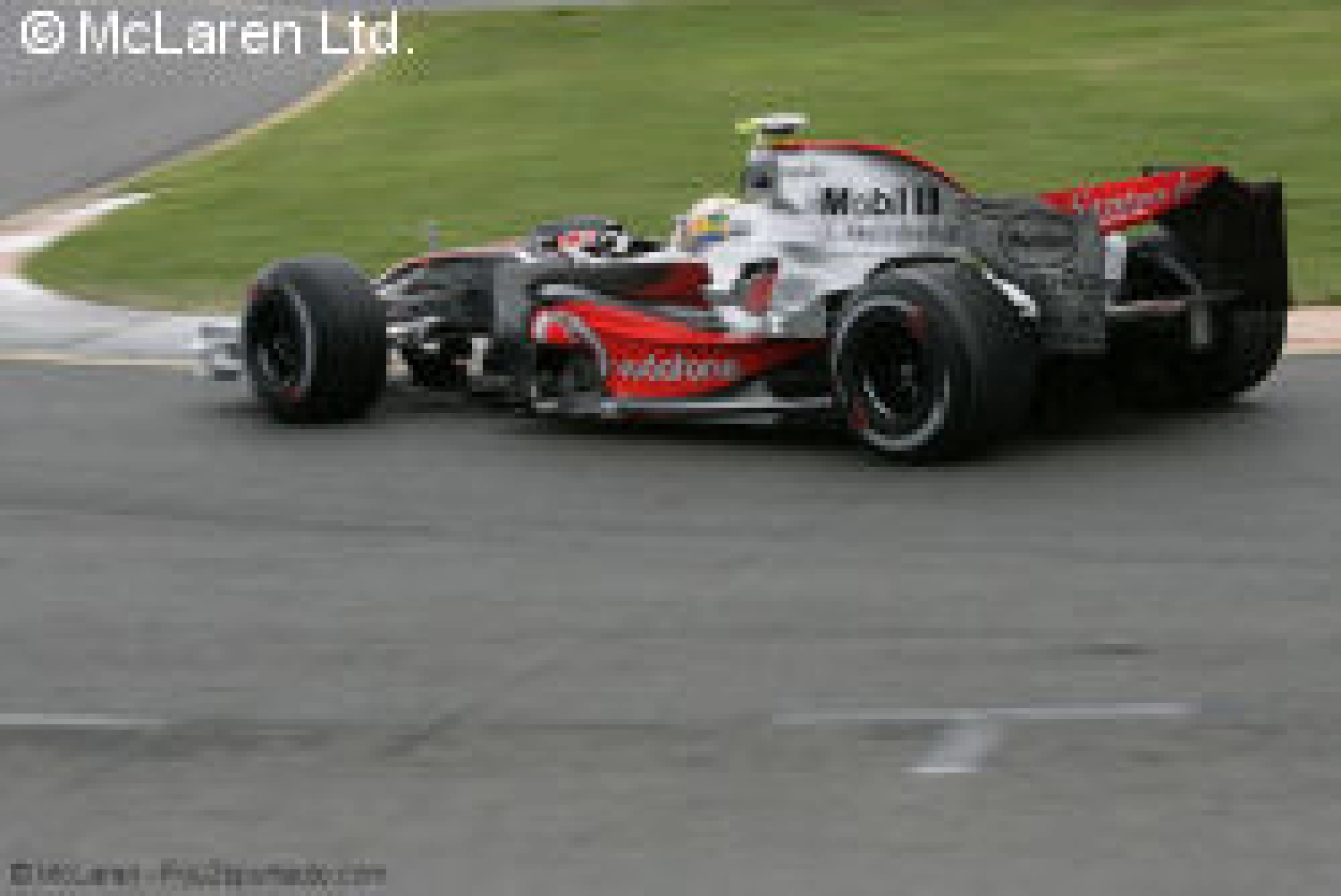 La McLaren MP4-23 pour début janvier