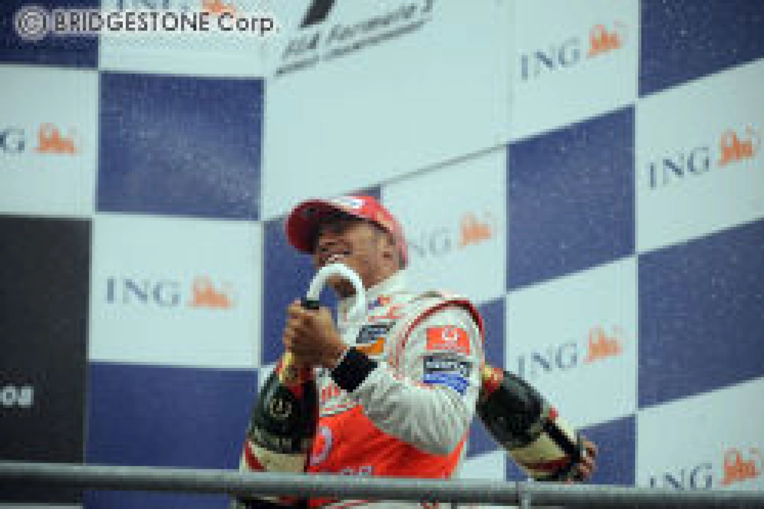 Qualification – Hamilton de glace au Mont Fuji !