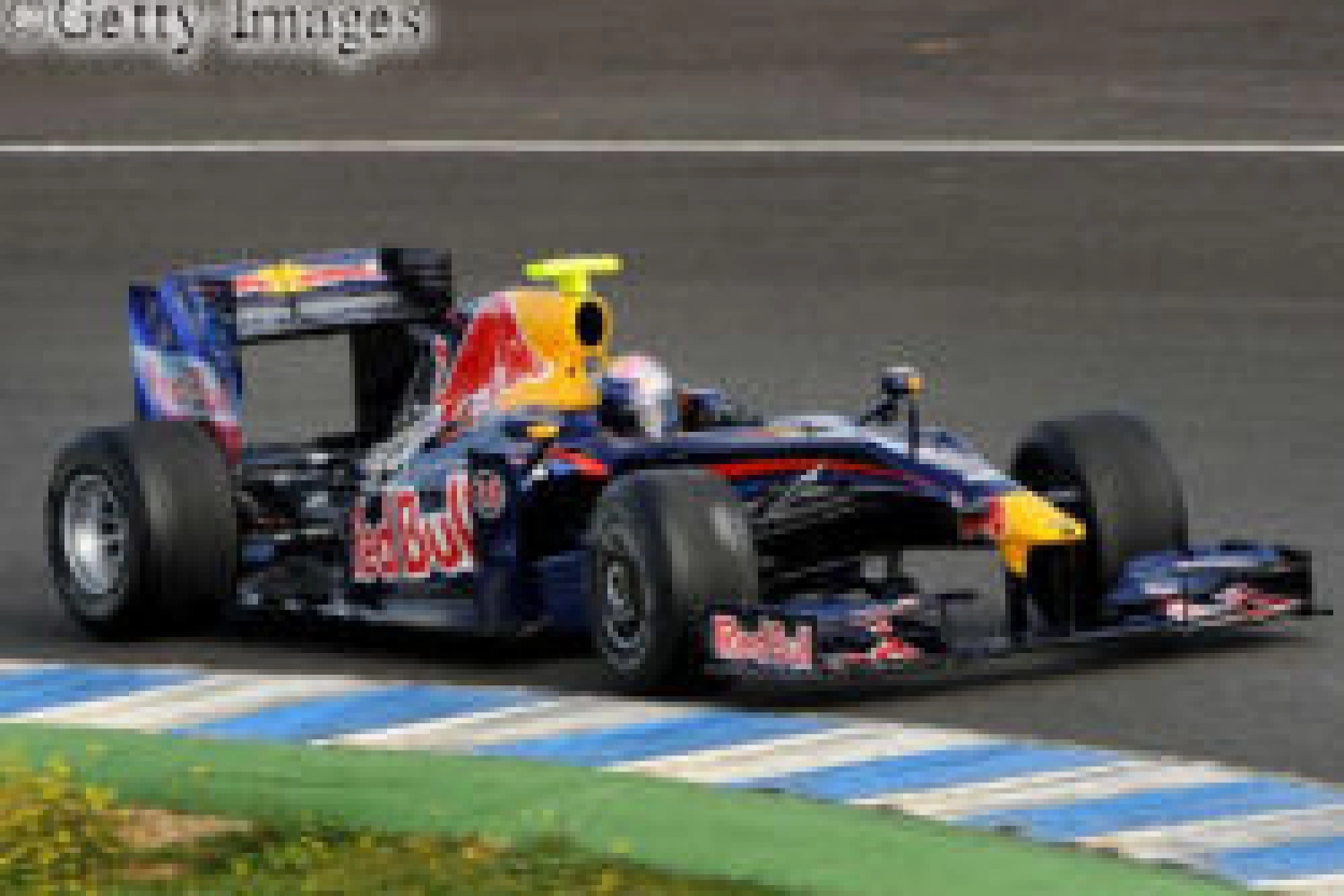 Vettel est sanctionné de 10 places sur la grille de Sépang