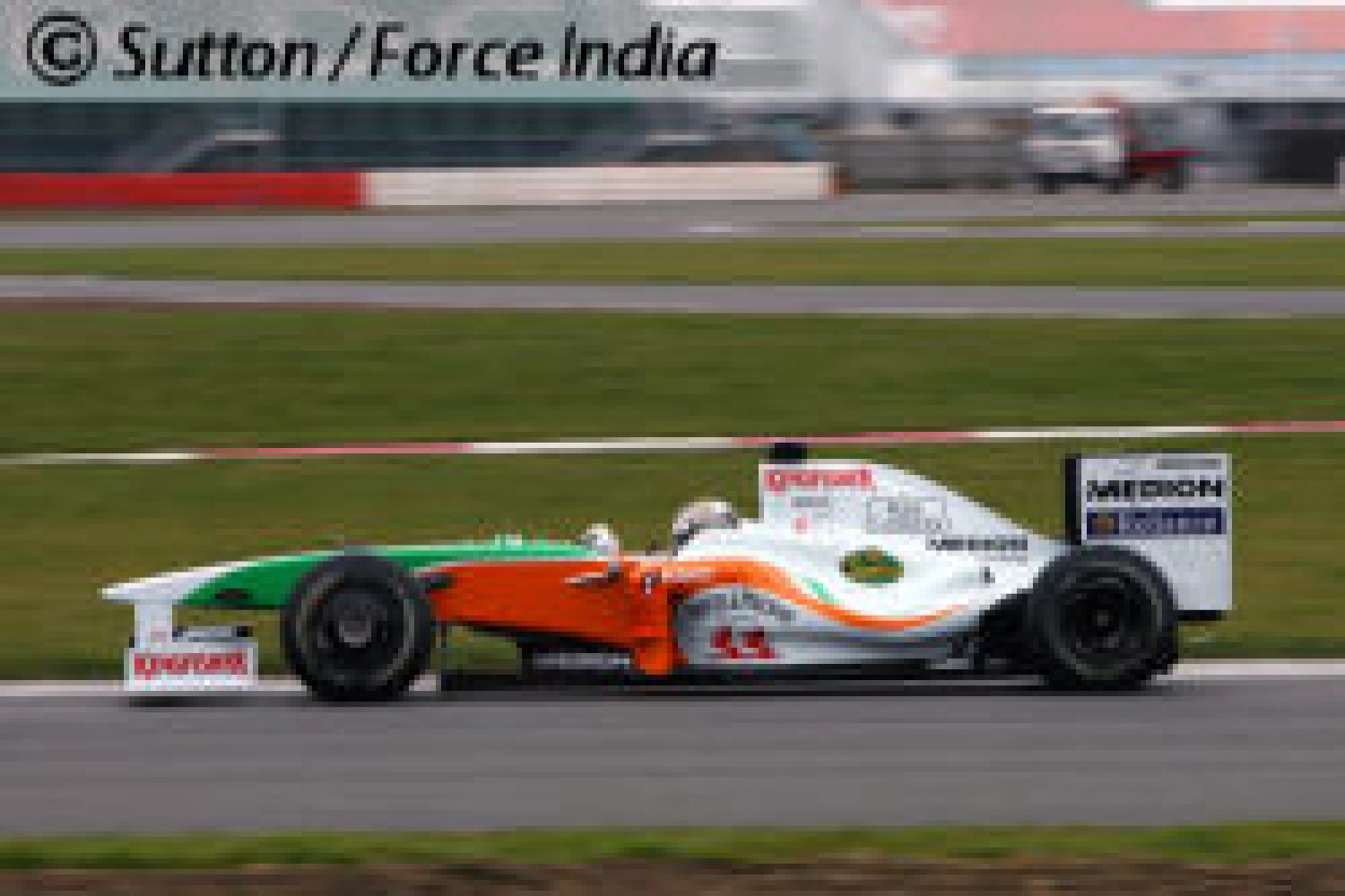 Pas de repreneur de bail à Donington Park