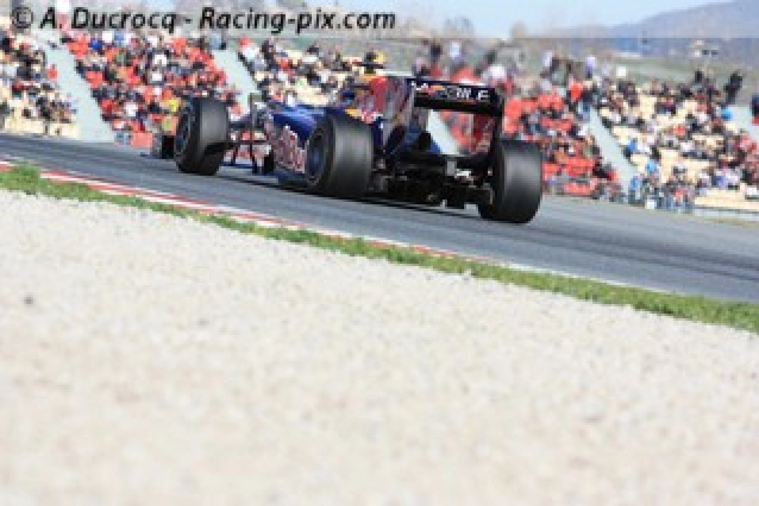 Barcelone doit trouver des solutions financières au-delà de 2012