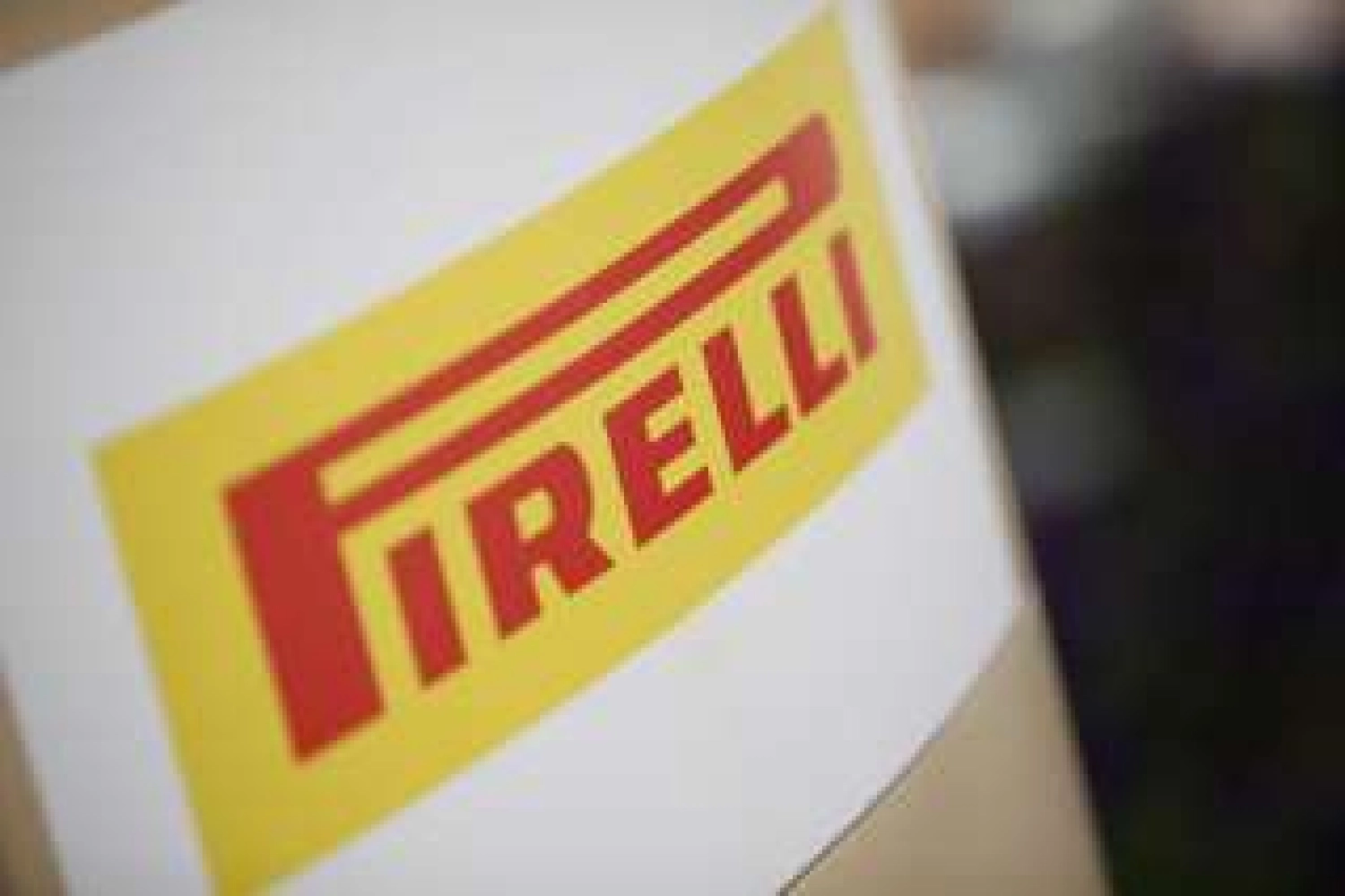 La FIA impose le respect des recommandations faites par Pirelli