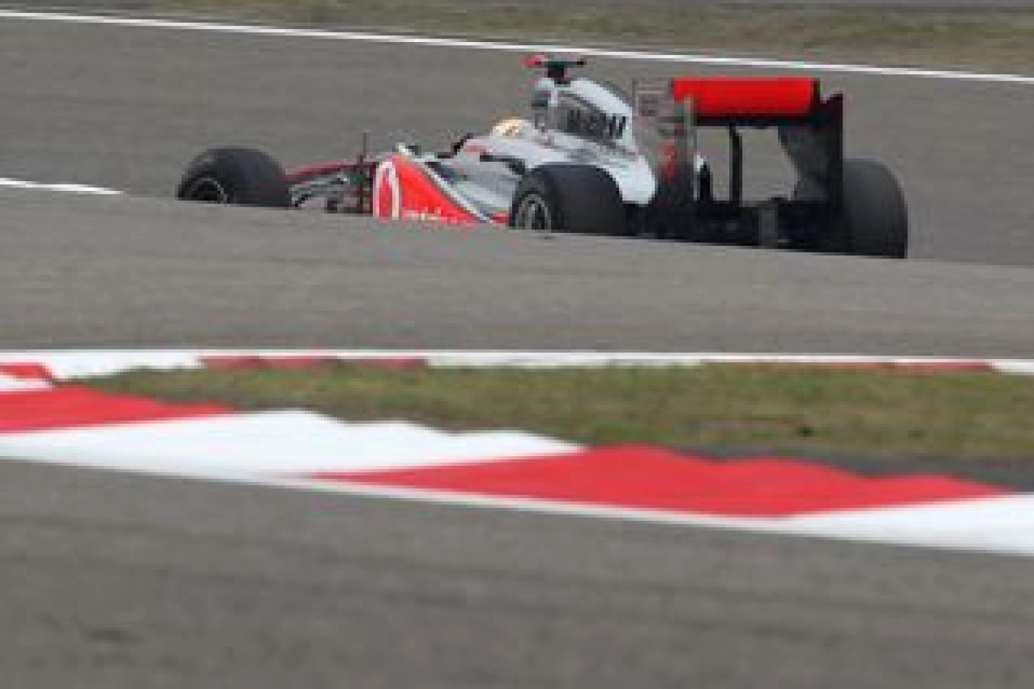 Nicole Scherzinger : "Hamilton est adorable"