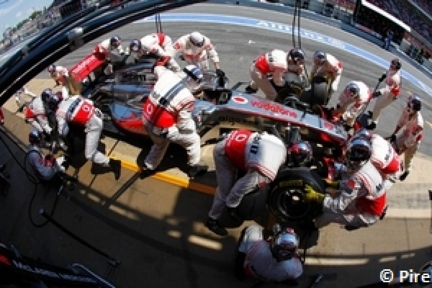 Dimanche : les McLaren hors du coup