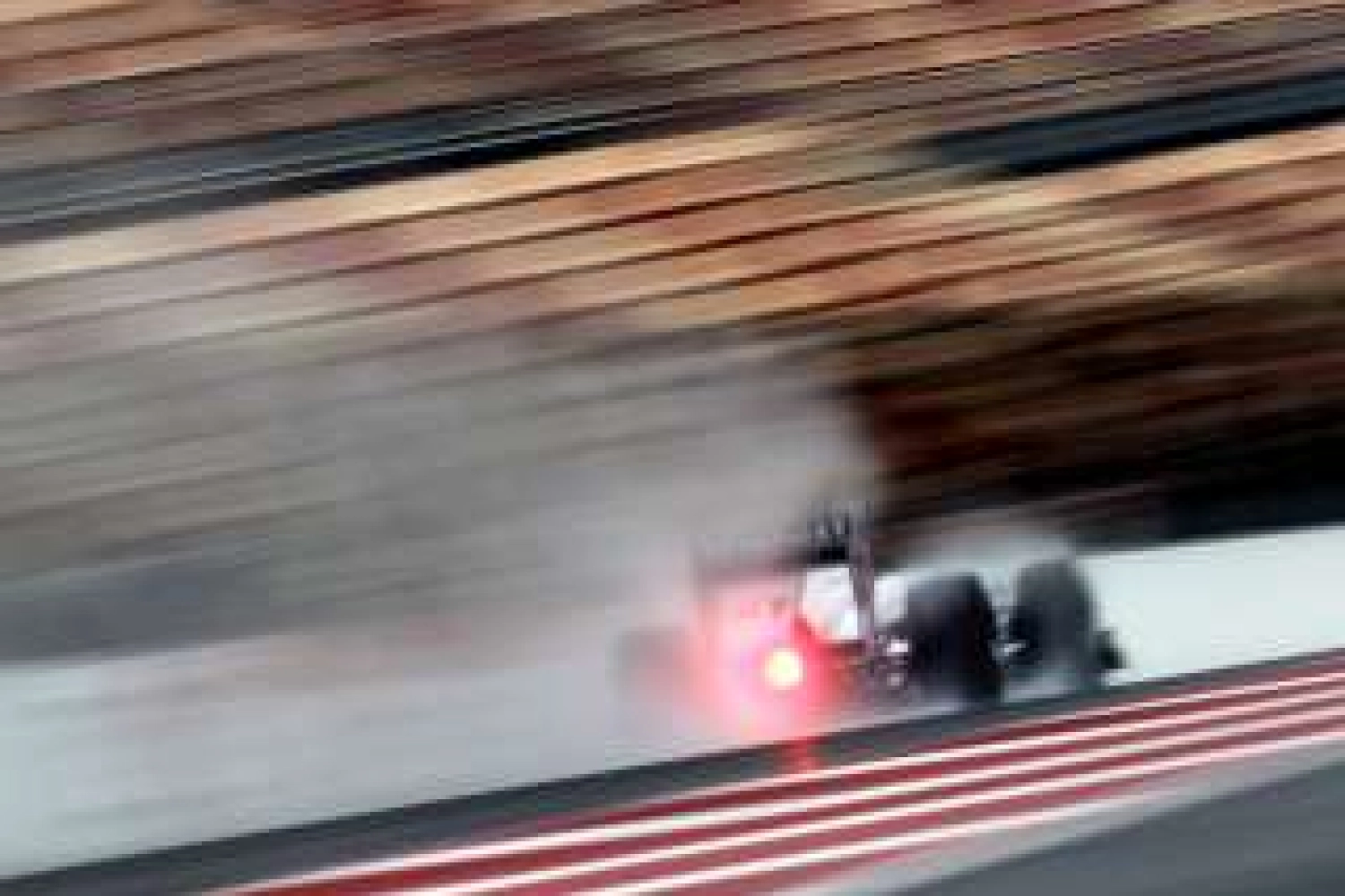 Dimanche : Rosberg marque deux points, Schumacher abandonne