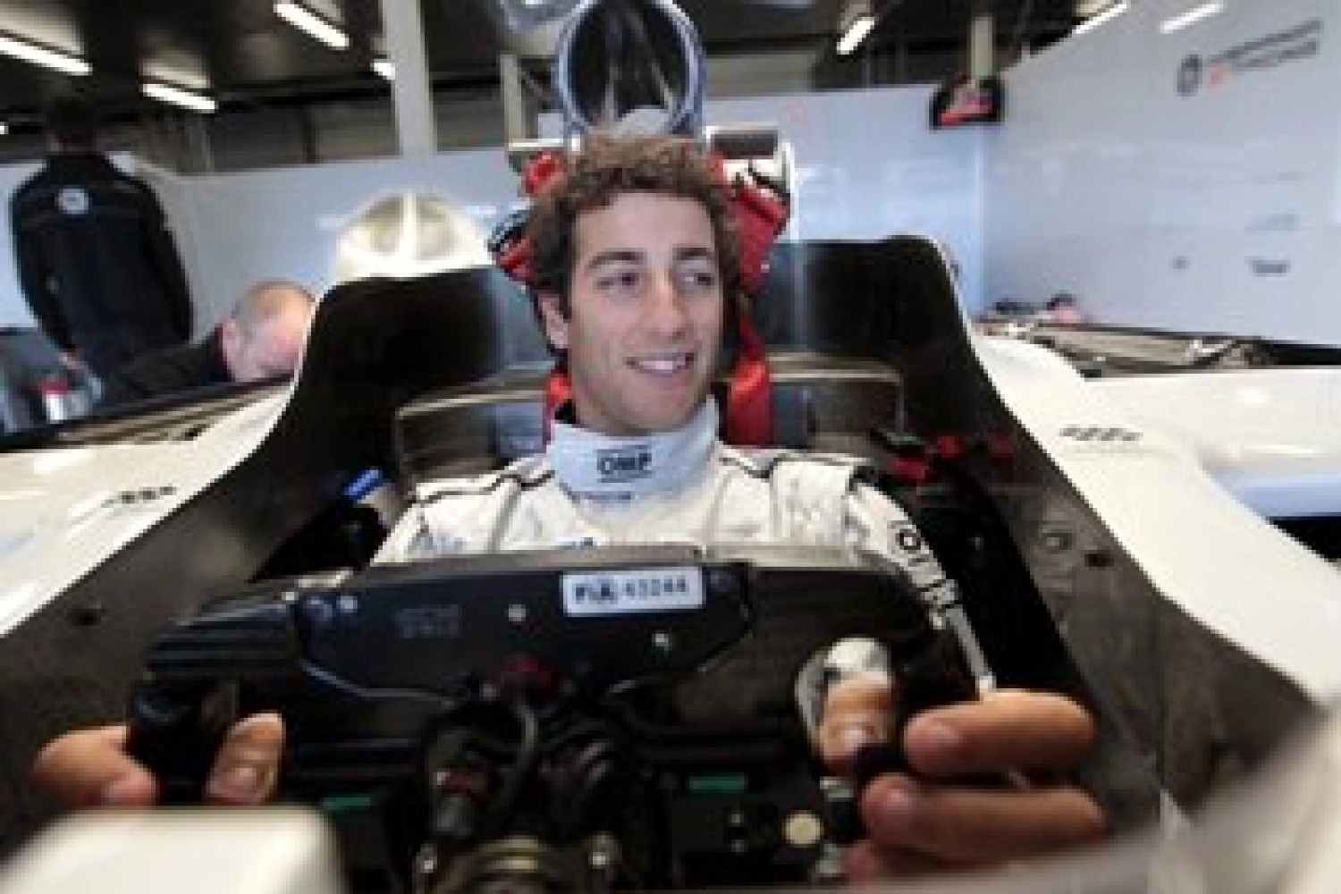 Vendredi : Début d’apprentissage pour Ricciardo chez HRT