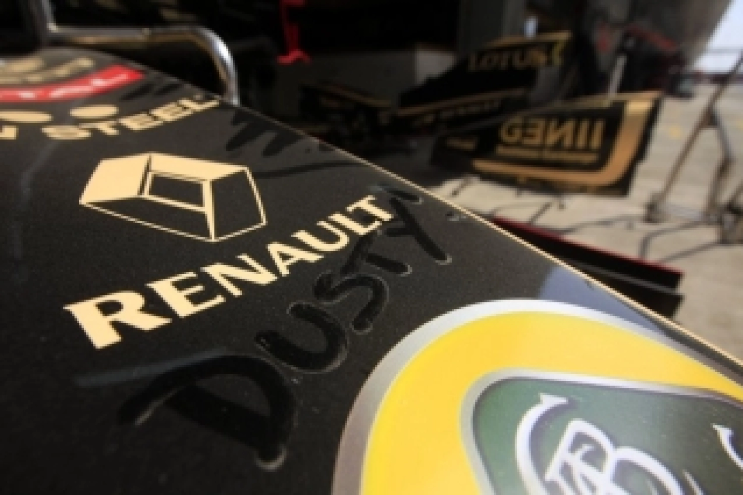 Wickens, Korjus et Charouz ont été choisi par Lotus-Renault GP