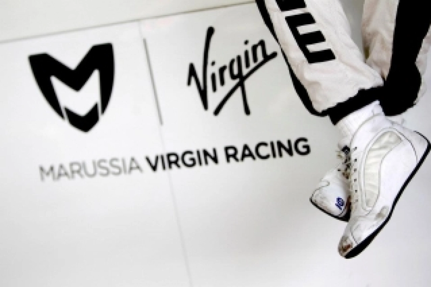 Vendredi : les pilotes Virgin confiants pour la suite