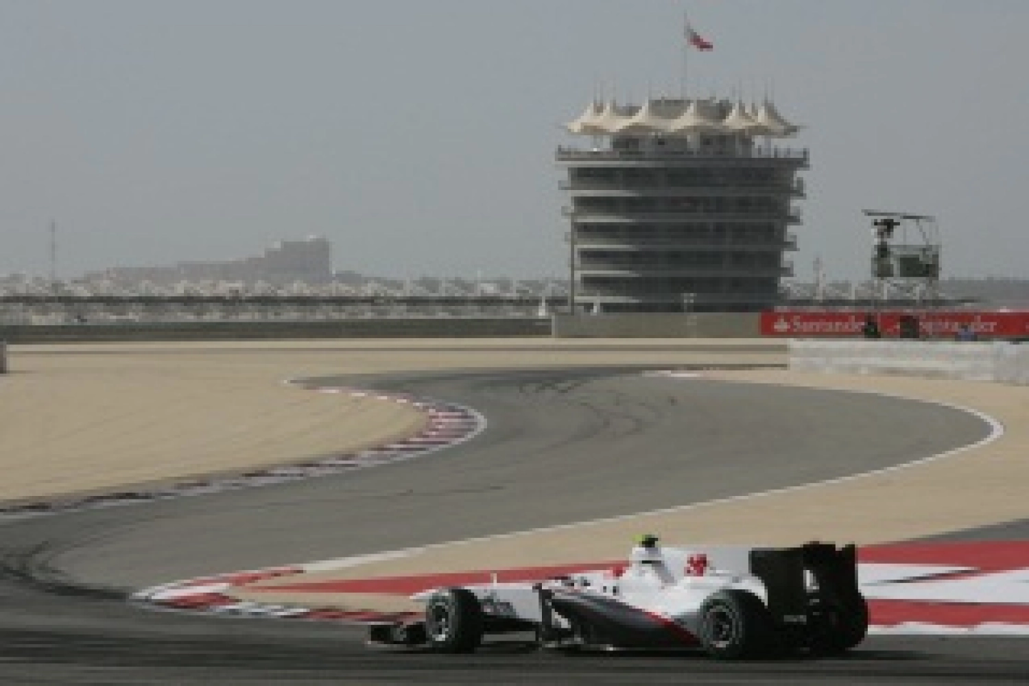 Les pilotes Sauber arrivent à Bahreïn en terrain connu