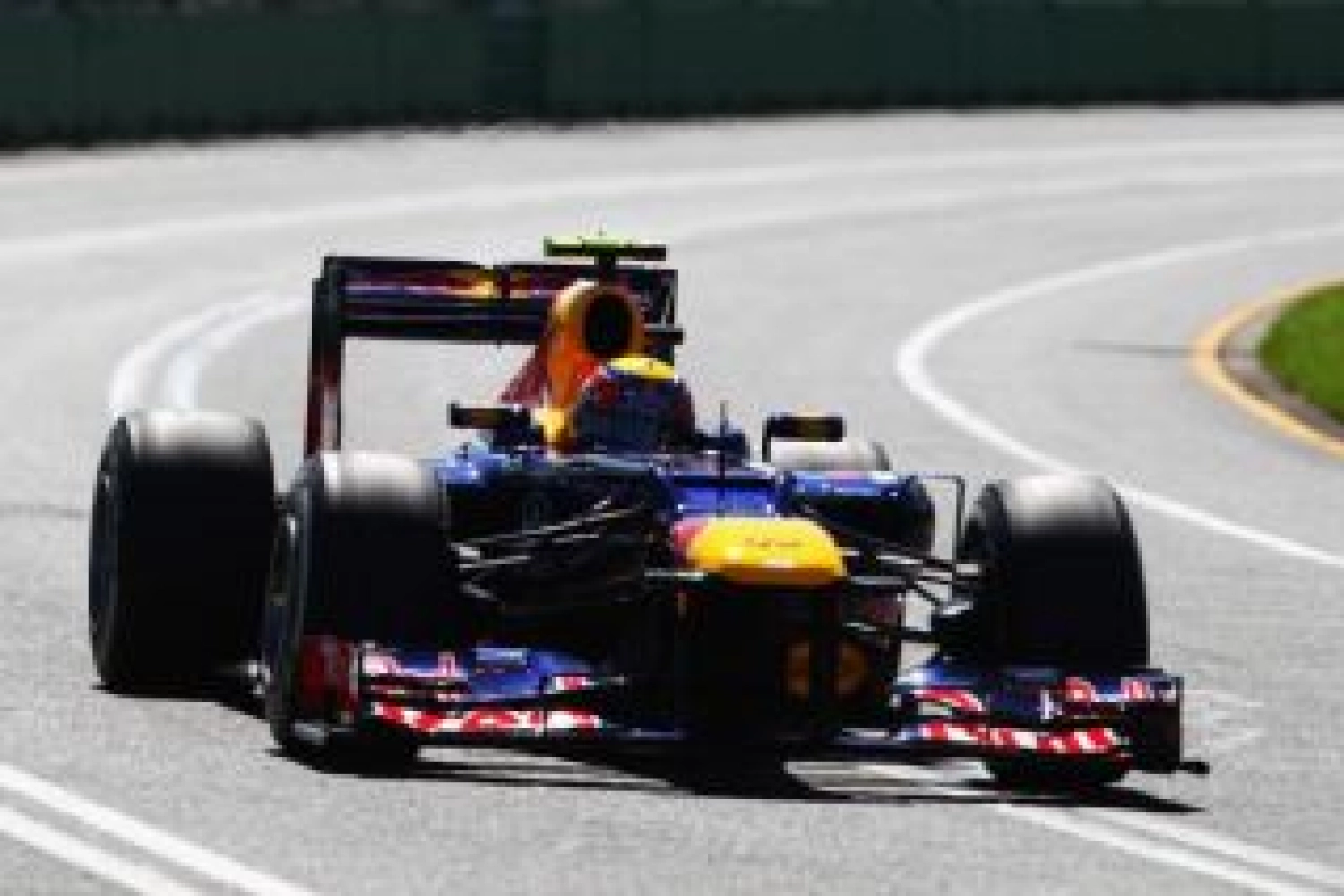 Dimanche : Chez Red Bull, Webber qui rit, Vettel qui pleure