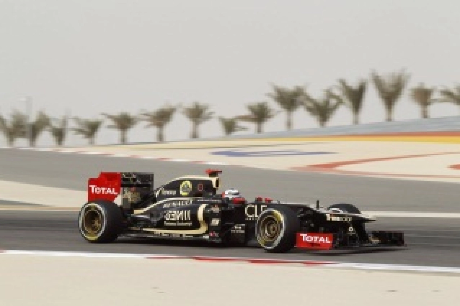 Vendredi : la Lotus semble déjà compétitive