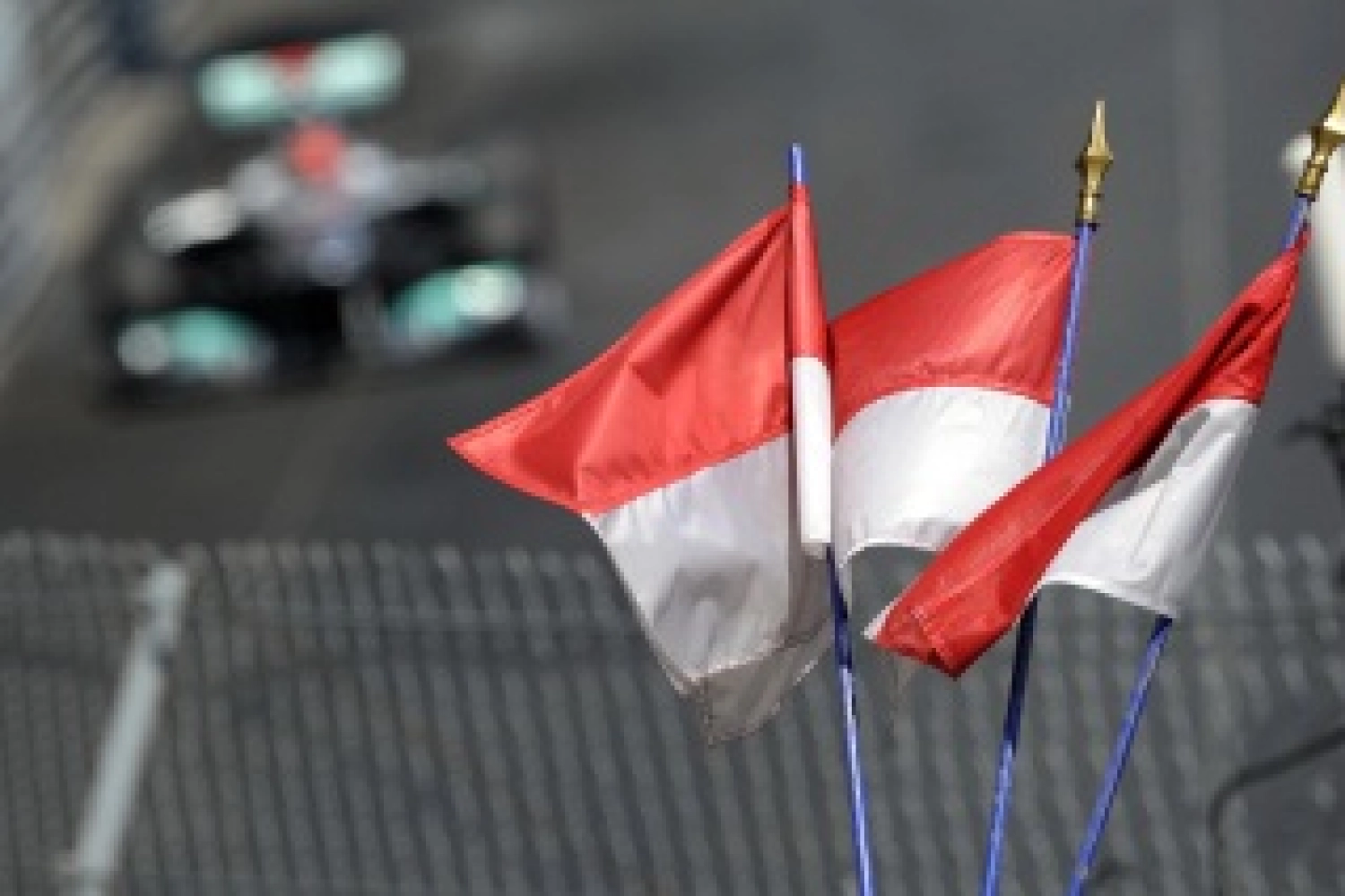 Les circuits s’unissent pour peser politiquement