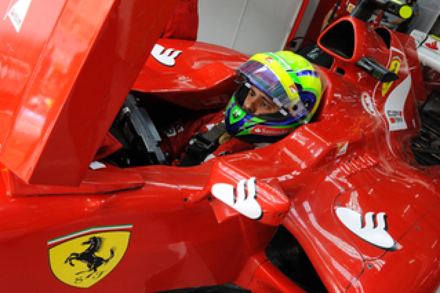 Jeudi : Massa retrouve des couleurs chez Ferrari