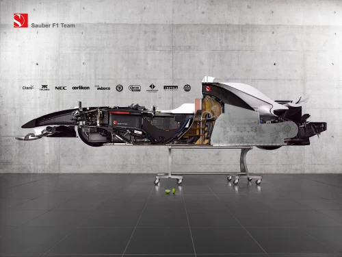 Sauber coupe une Formule 1 en deux