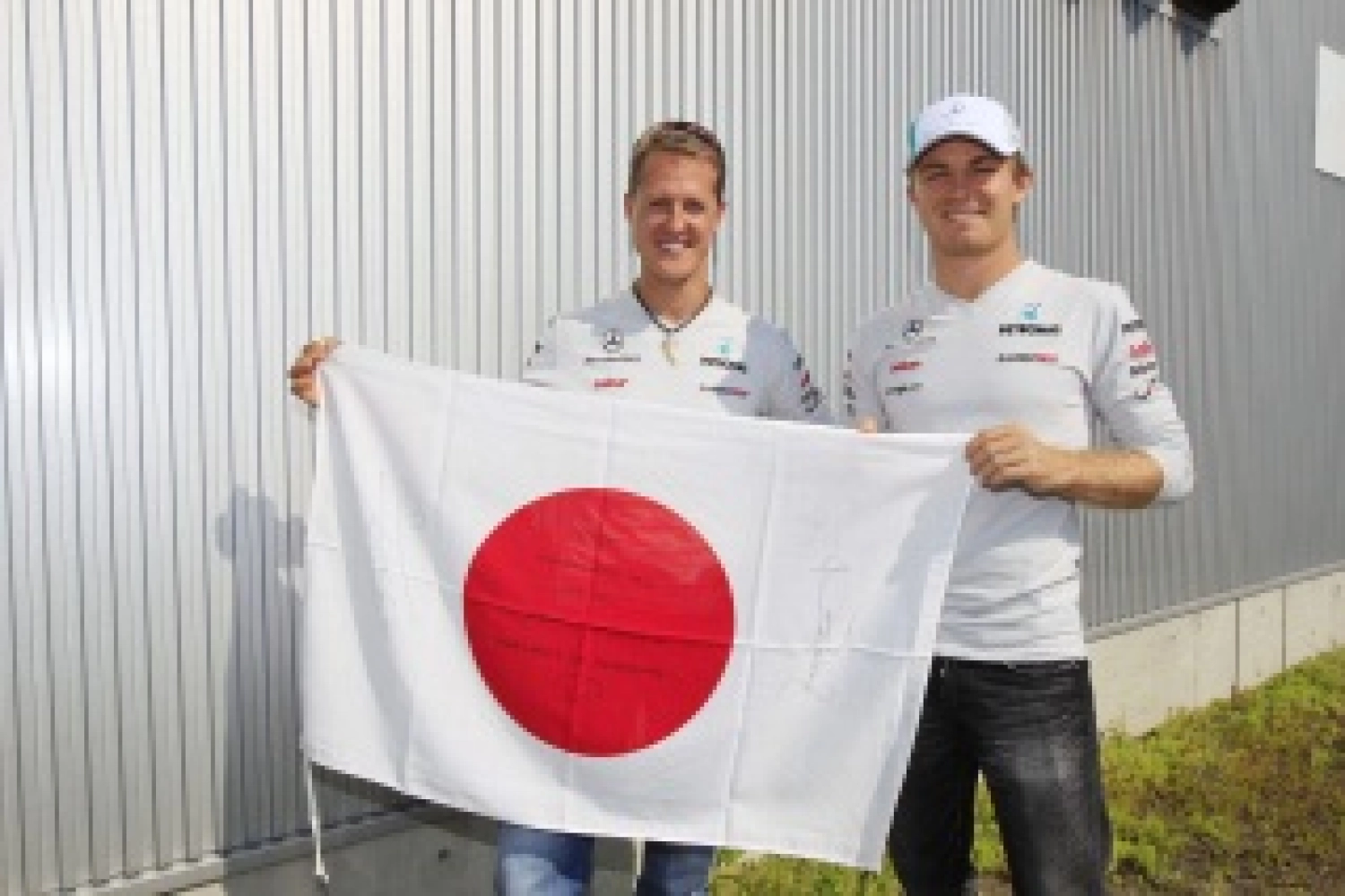 Rosberg aimerait que Schumacher reste en 2013