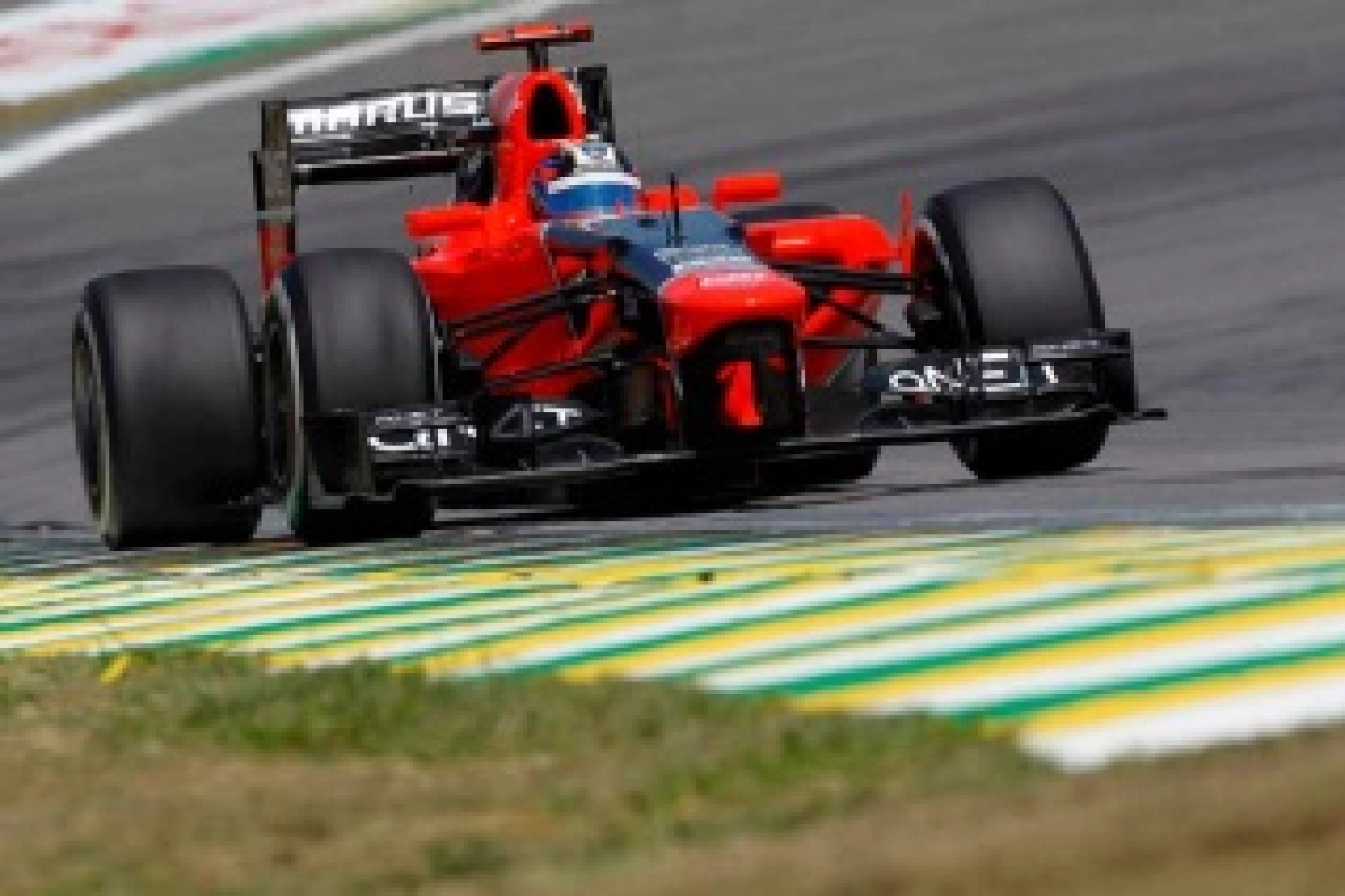 Vitaly Petrov, bourreau de Timo Glock