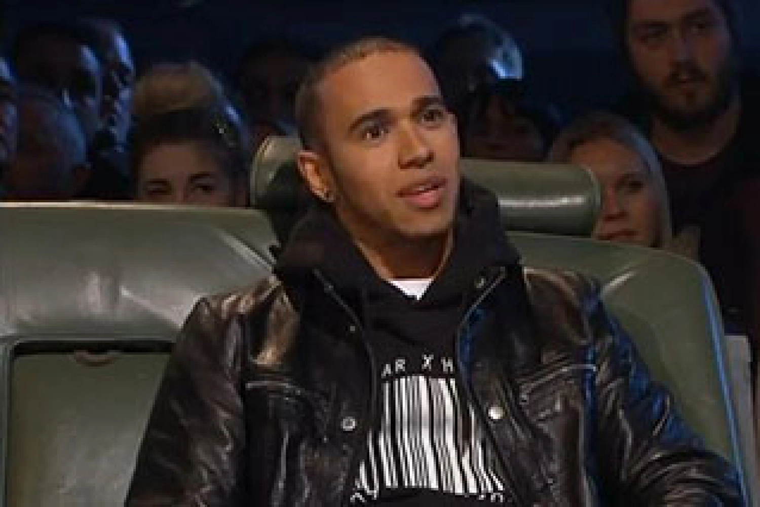 Lewis Hamilton bat Sebastian Vettel… au classement Top Gear !
