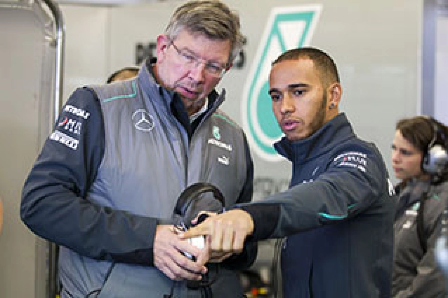 Hamilton se défend d’être le pilote numéro 1 chez Mercedes