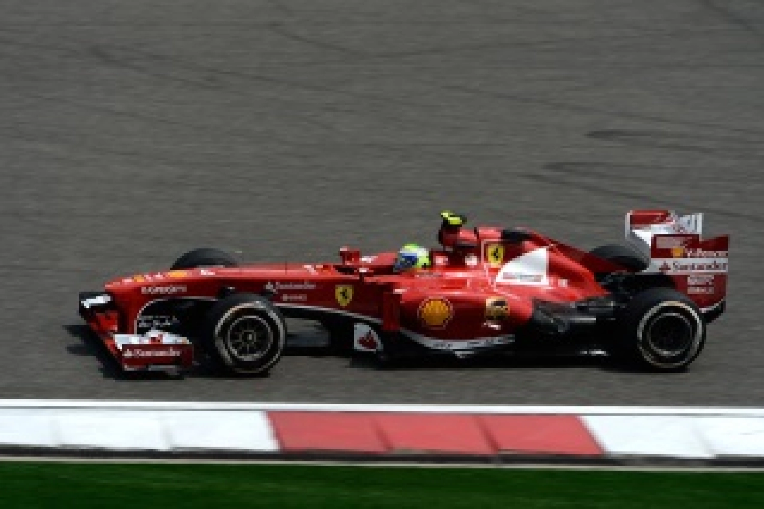 Samedi : Ferrari compte sur le potentiel de sa monoplace en course