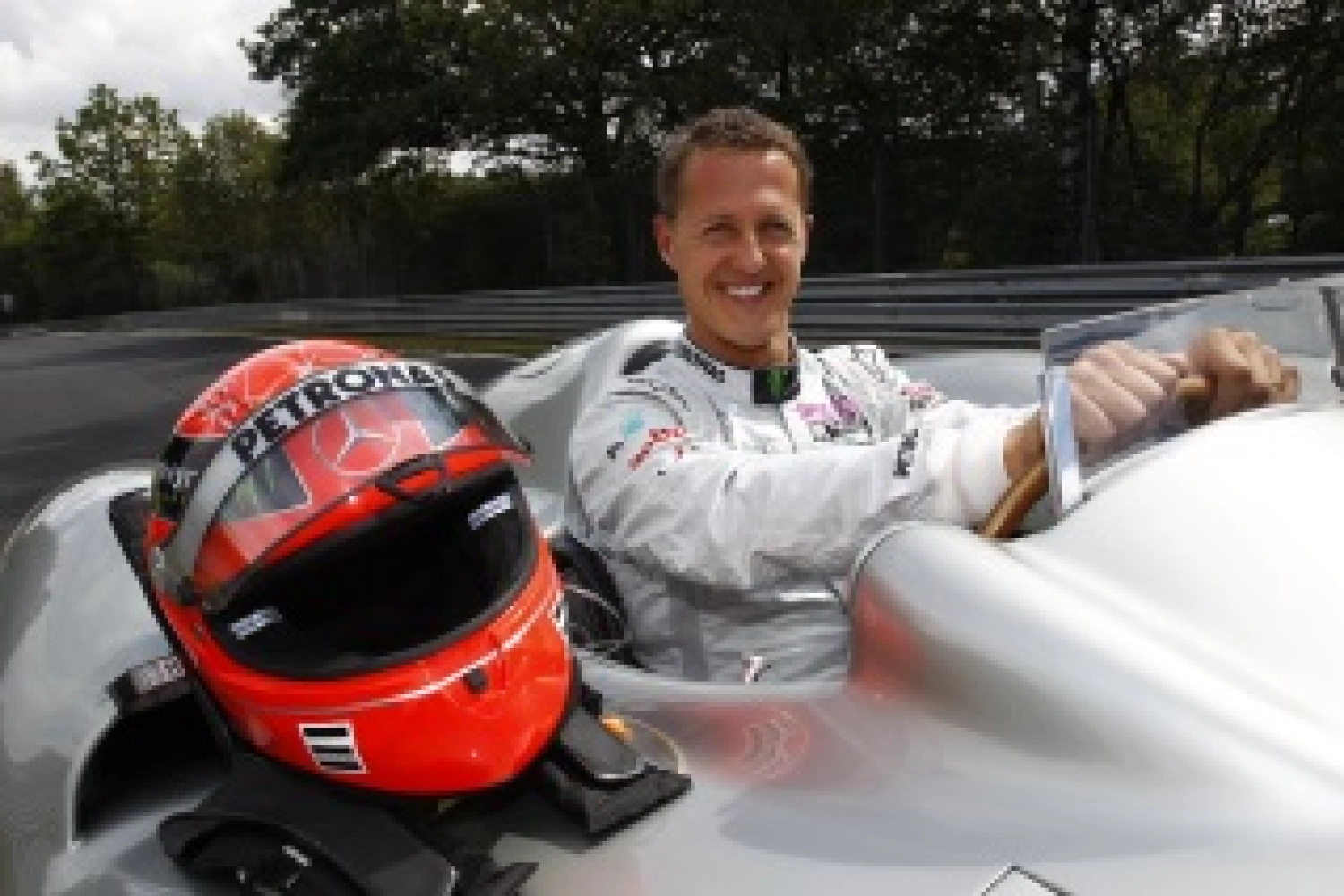 Michael Schumacher toujours dans un état critique : les avis des différents spécialistes