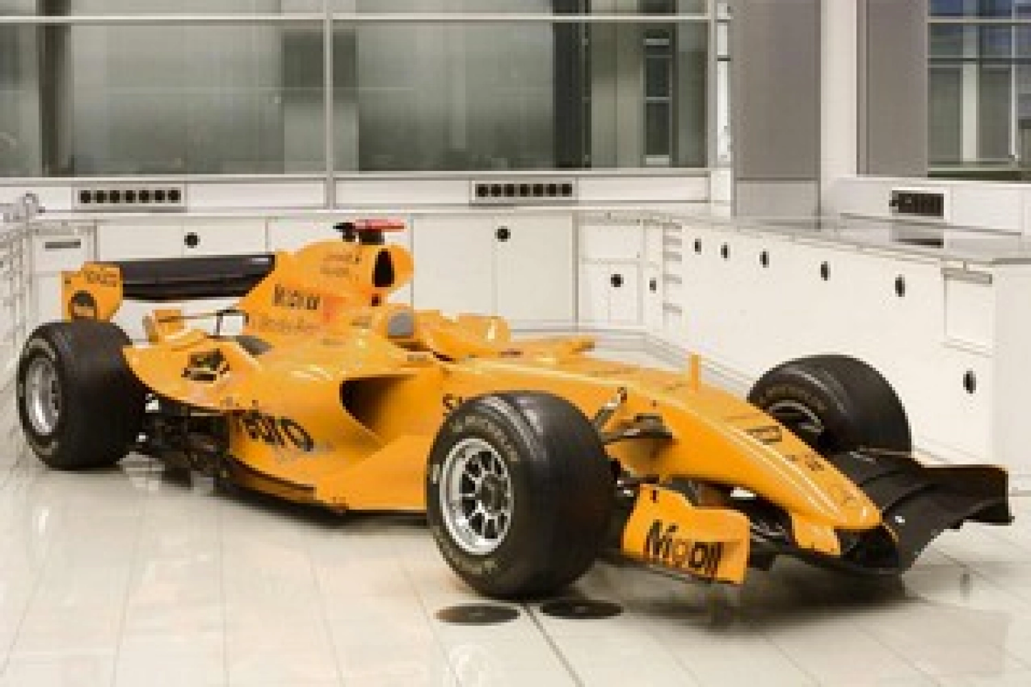 McLaren : Whitmarsh aime l’idée d’une livrée orange