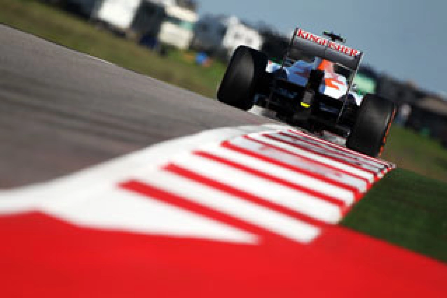 Vendredi : Force India a pu sortir du brouillard