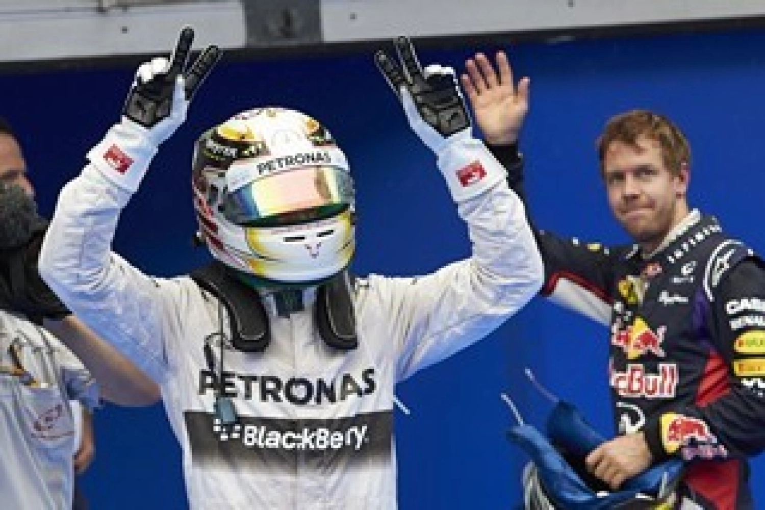 Malaisie – Course : Hamilton et Mercedes dominent, Vettel et Alonso sont là