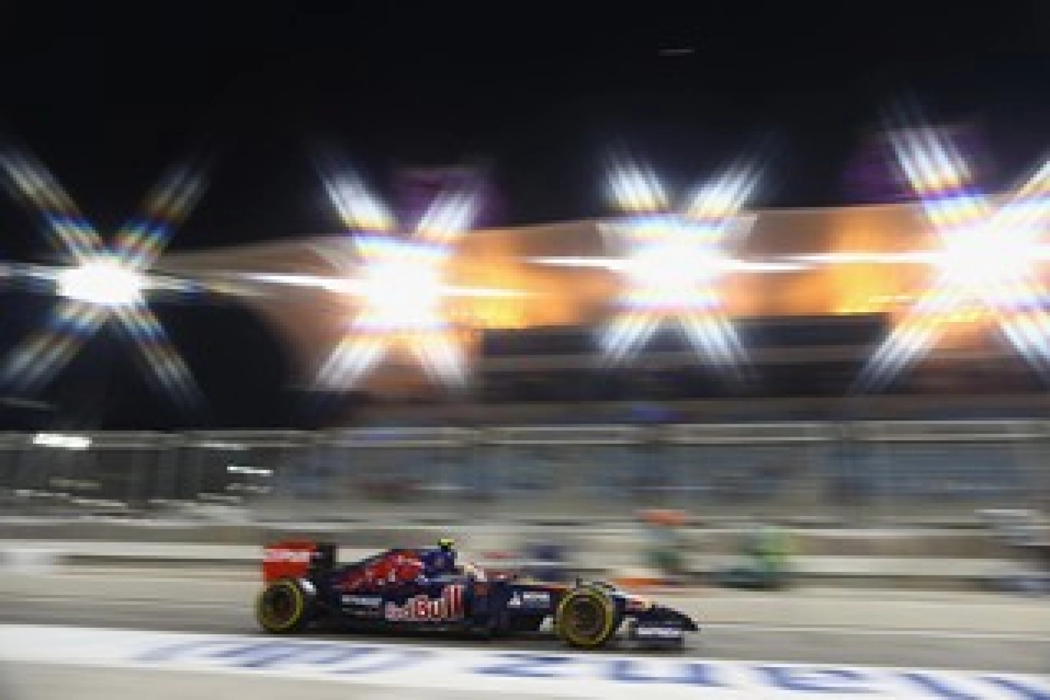 Samedi : Kvyat dans le top 10 à Singapour, Vergne échoue en Q2 pour Toro Rosso