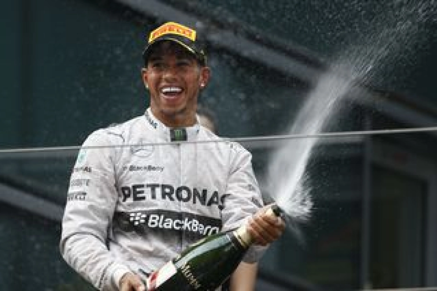 Australie – Course : Hamilton l’emporte après l’hécatombe