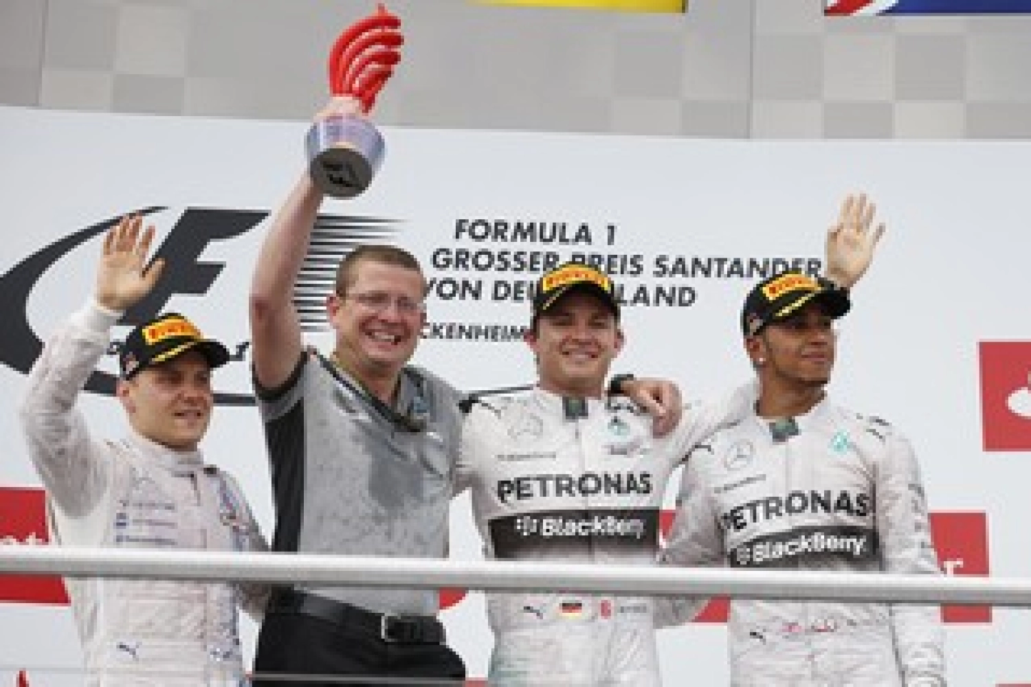 Dimanche : Rosberg et Mercedes AMG F1 s’offrent une victoire à domicile