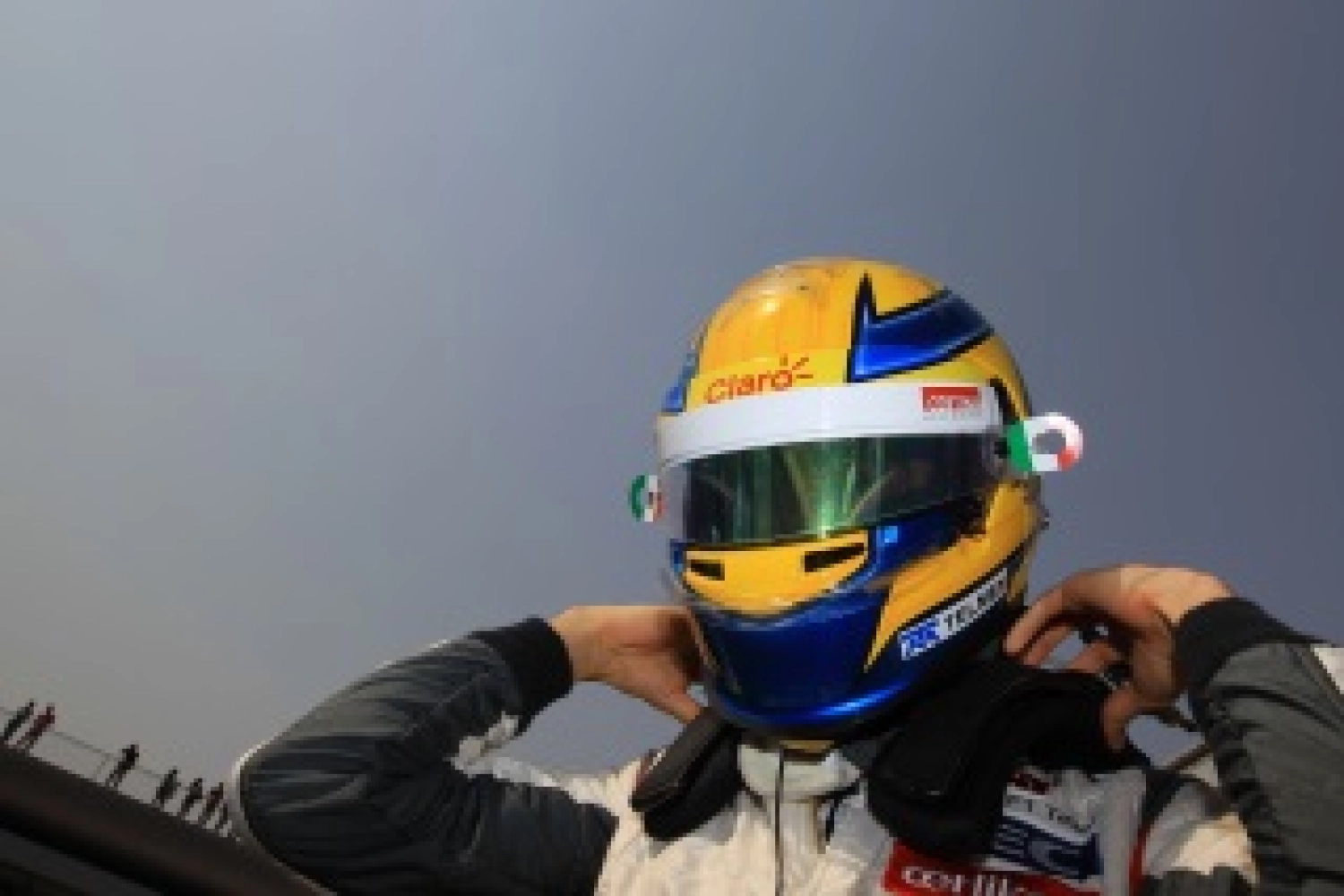 Esteban Gutierrez pourrait choisir un rôle de réserviste pour 2015