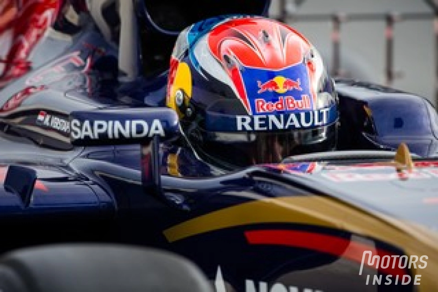 La FIA clarifie la règle du design de casque unique