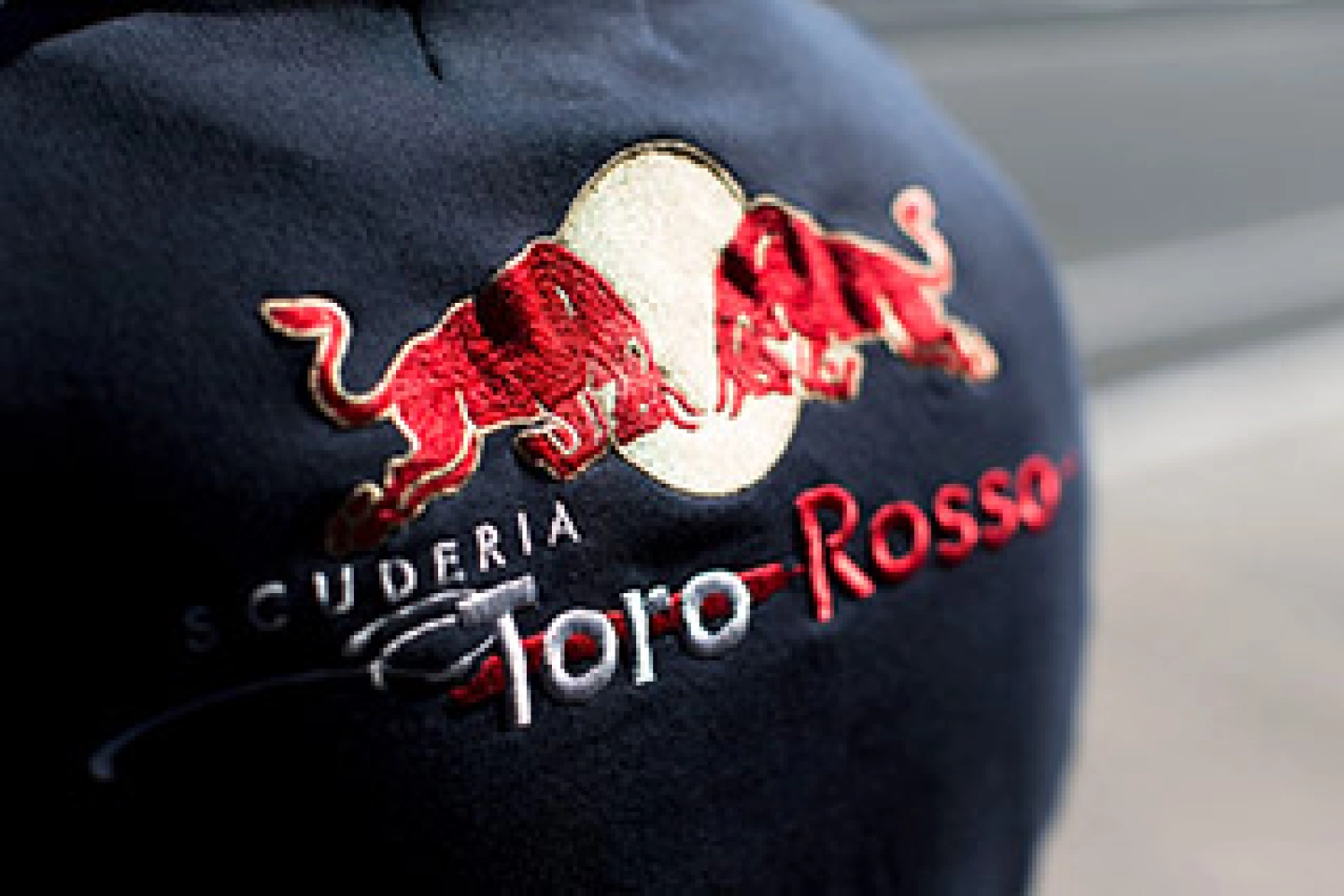 Toro Rosso retourne chez Ferrari