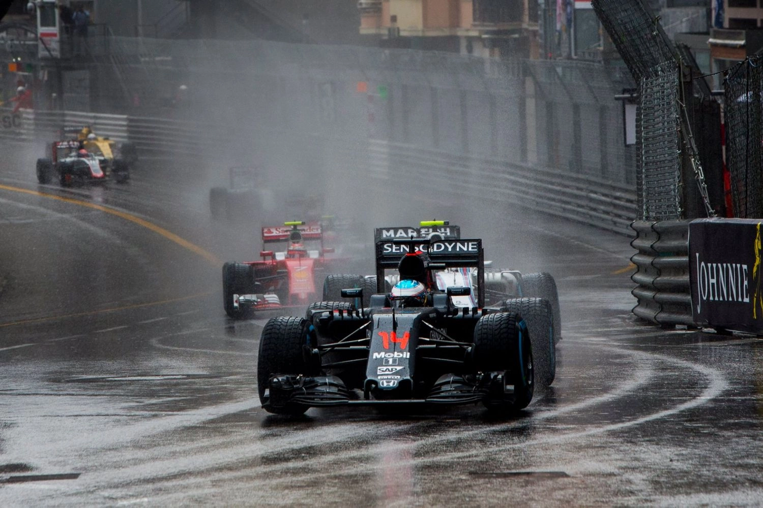 McLaren à Monaco : un quinquagénaire qui reprend du poil de la bête