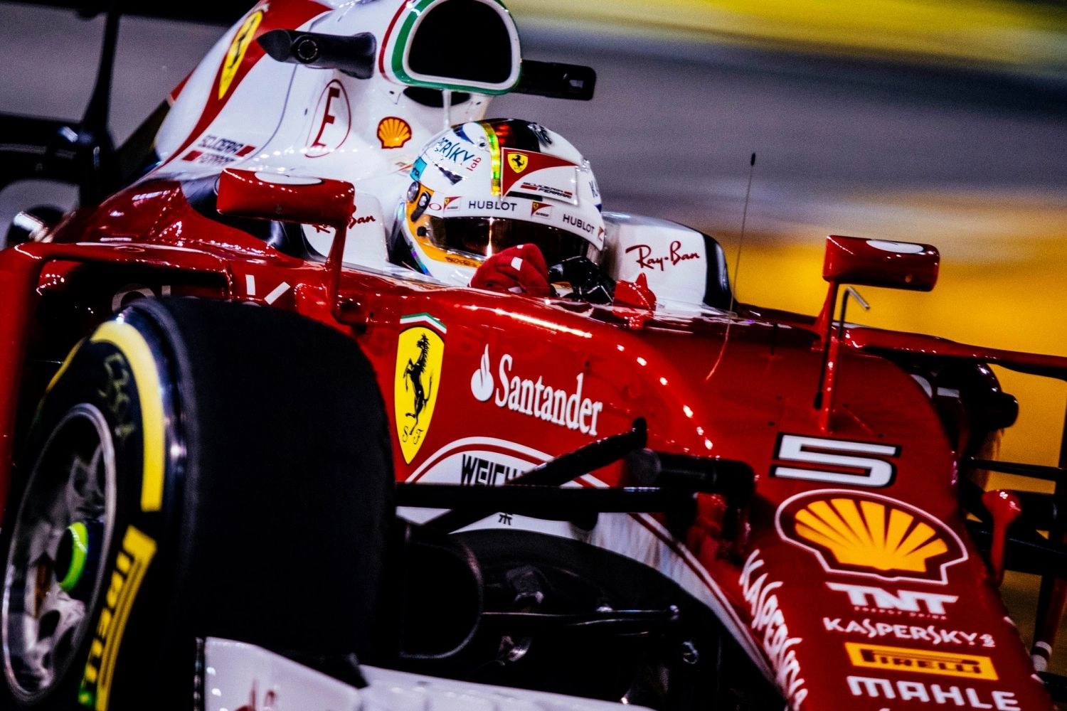 Vettel ne blâme pas Ferrari après un souci " rare " lors des Qualifications