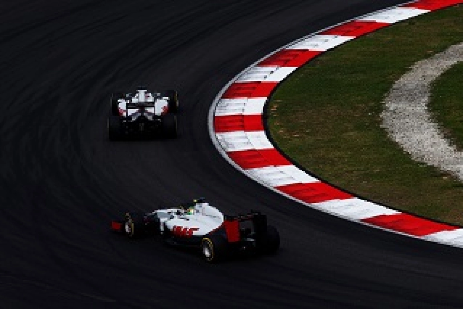 Haas et Grosjean n&rsquo;ont toujours pas trouvé la solution