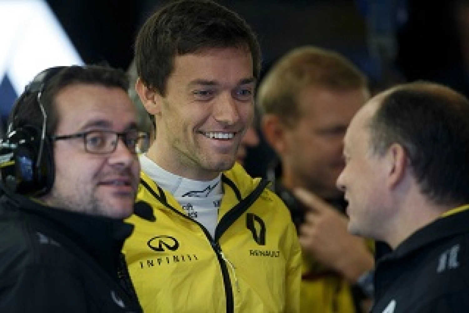 Officiel : Jolyon Palmer reste chez Renault en 2017