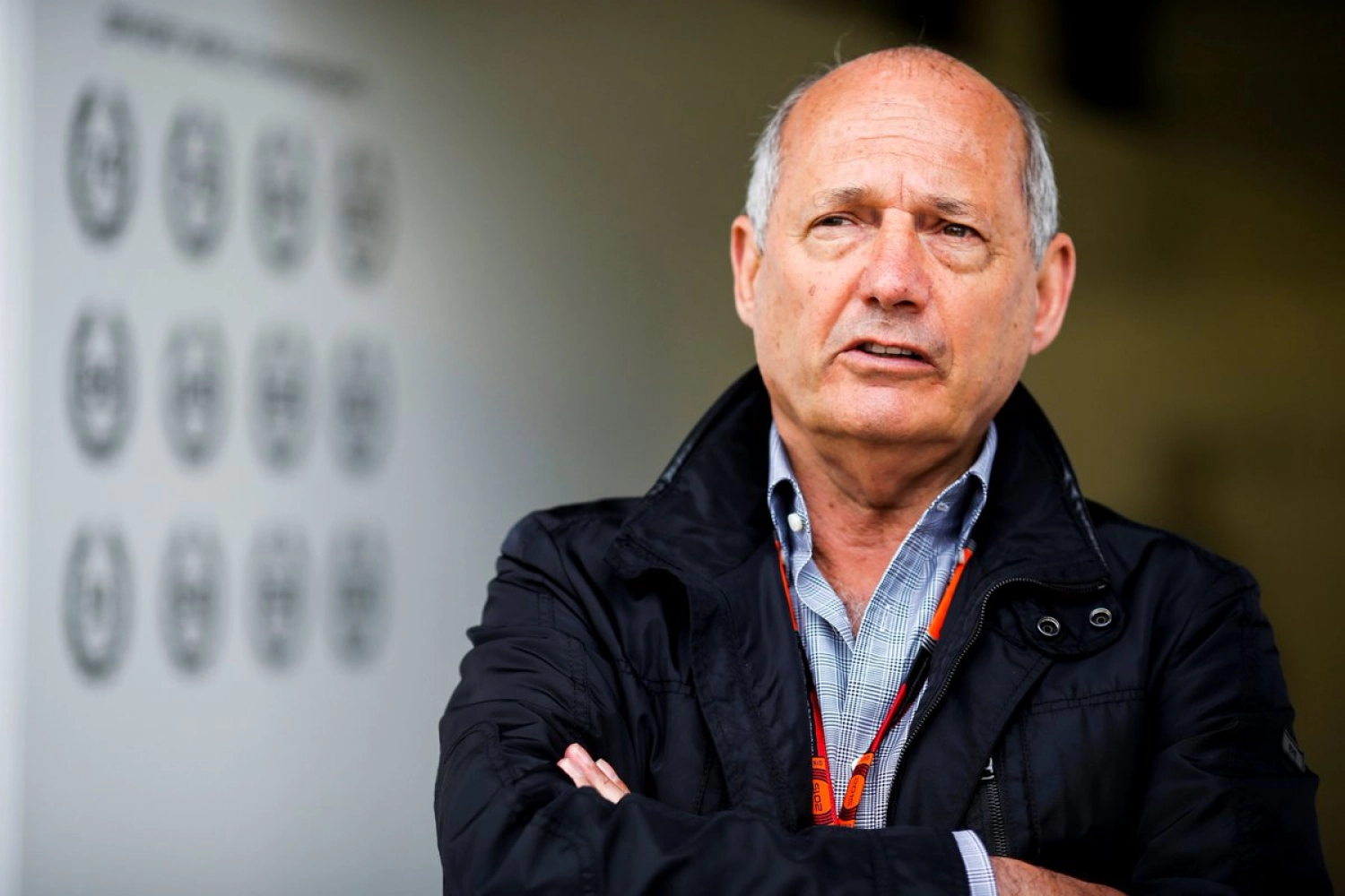 Ron Dennis quitte la présidence du groupe McLaren